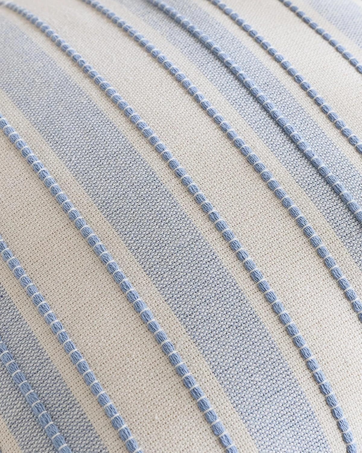 2 Gioia Casa 2-Pack Heritage Linear Woven Cushion Covers 45cm x 45cm - Sky, 2 of 4