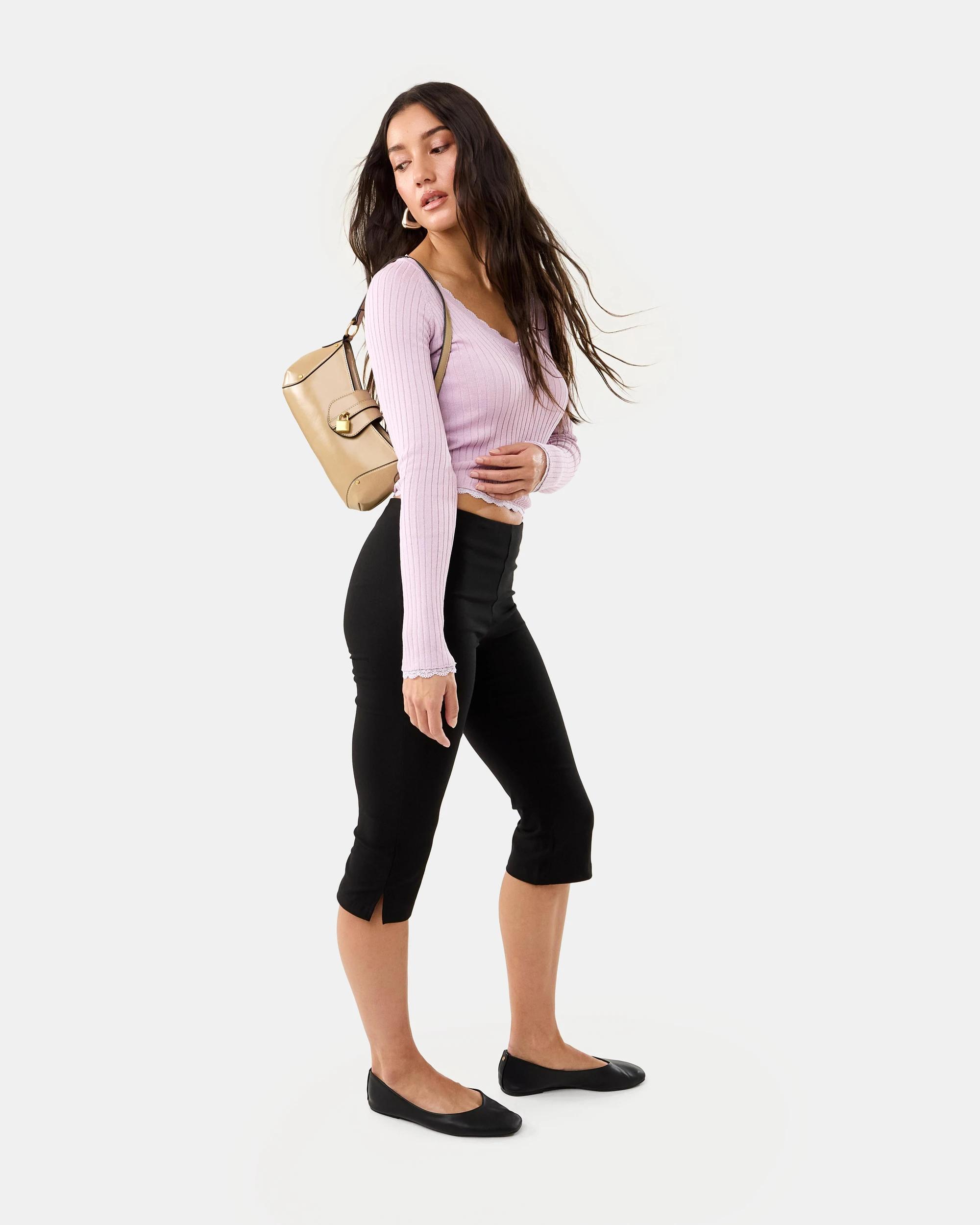 3 Curved Padlock Shoulder Bag Beige, 3 of 4