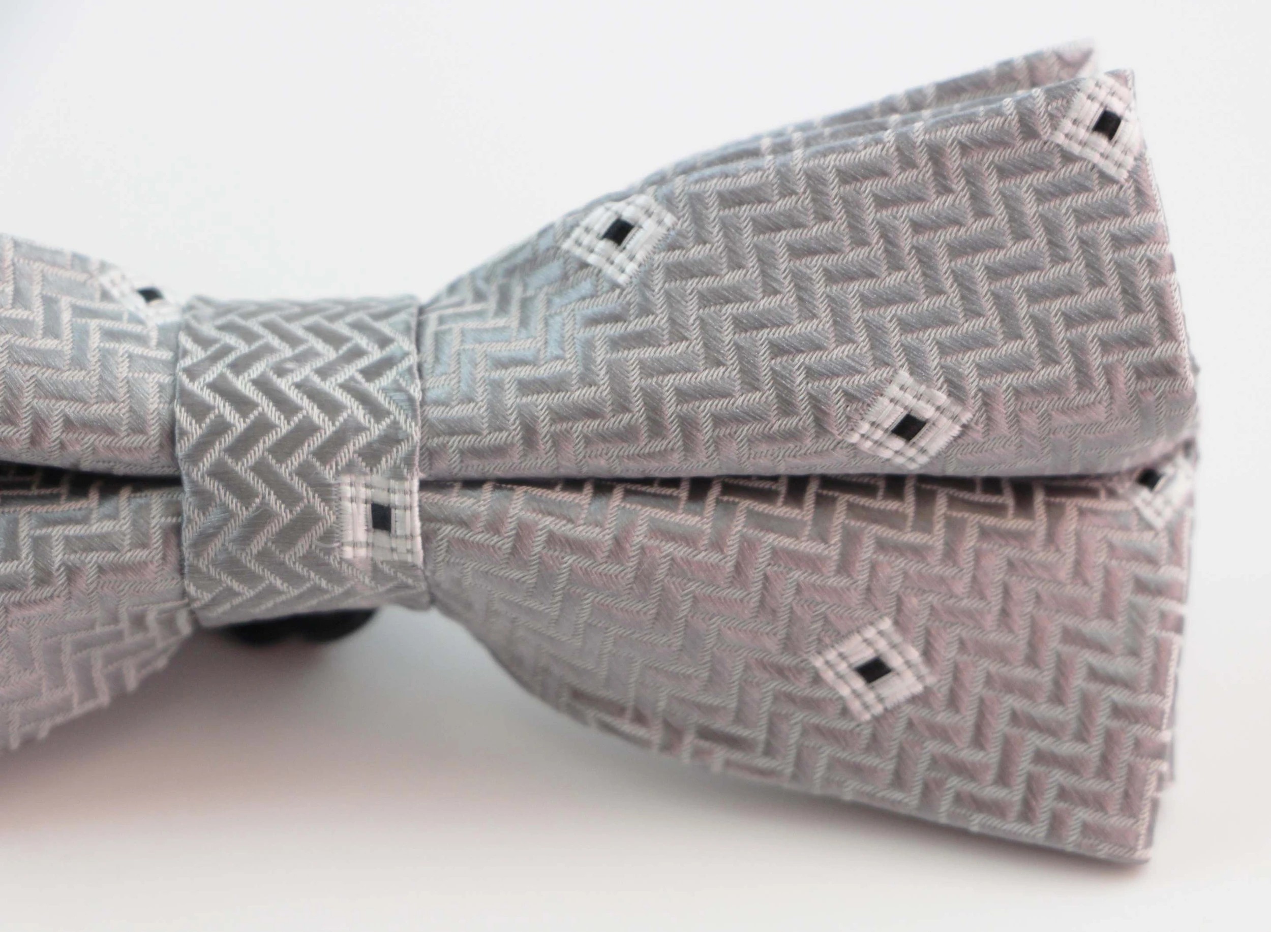 3 Zasel Mens Silver Patterned Bow Tie - Multi, 3 of 4