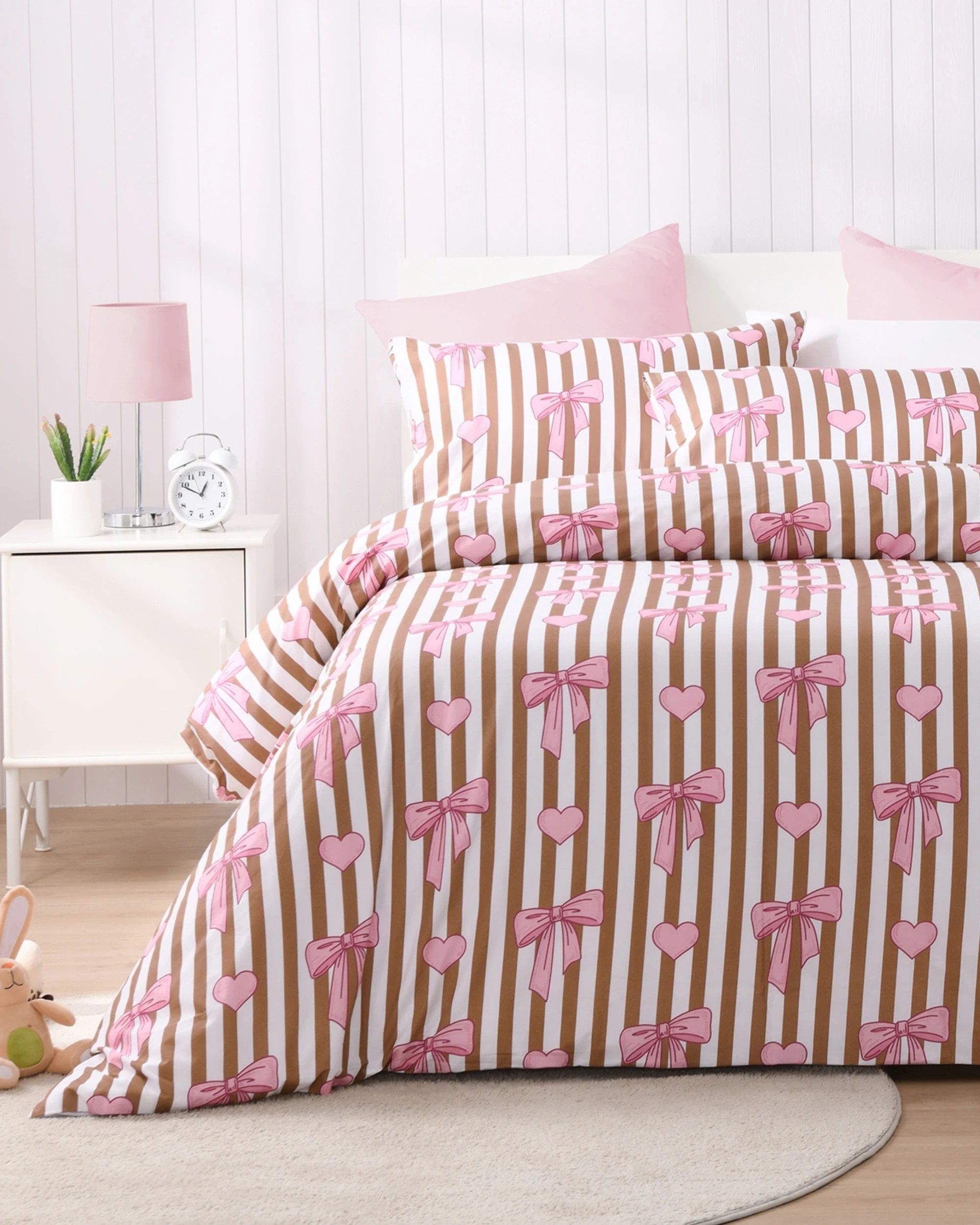 1 Jack & Ava Holly the Highland Cow Kids Cotton Percale Reversible Quilt Cover Set - Double Bed - Pink, 1 of 10