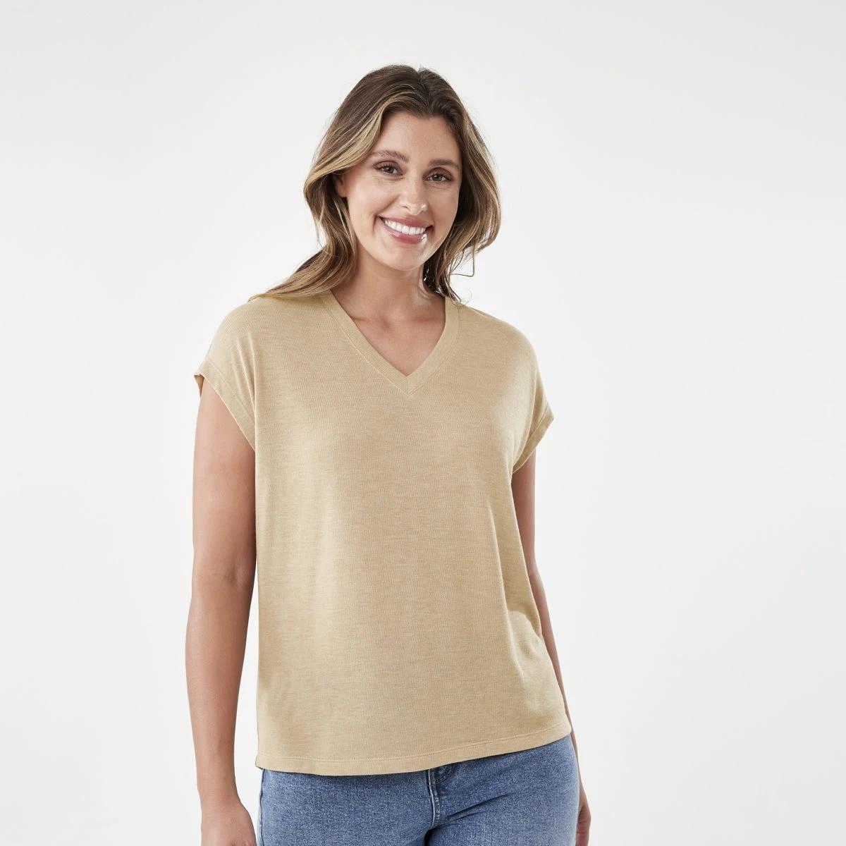 1 Short Sleeve Warm Handle V-Neck Top Sand Mrl, 1 of 6