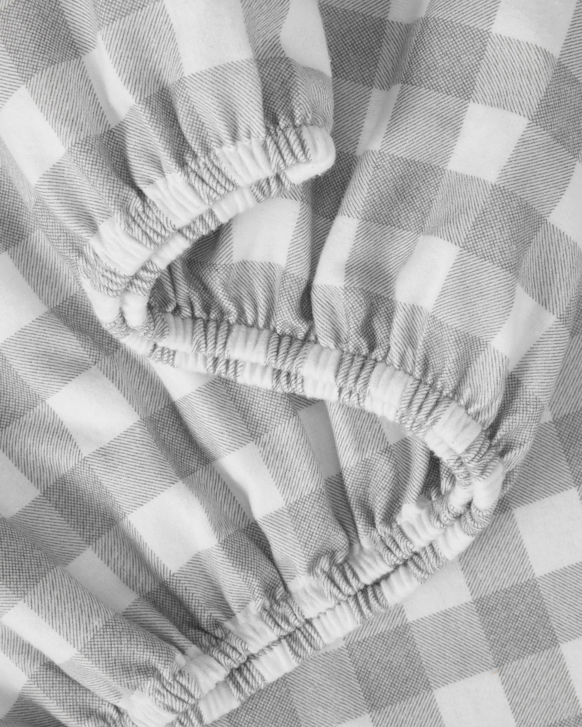 3 Gingham Cotton Flannelette Sheet Set - King Bed, Grey, 3 of 7