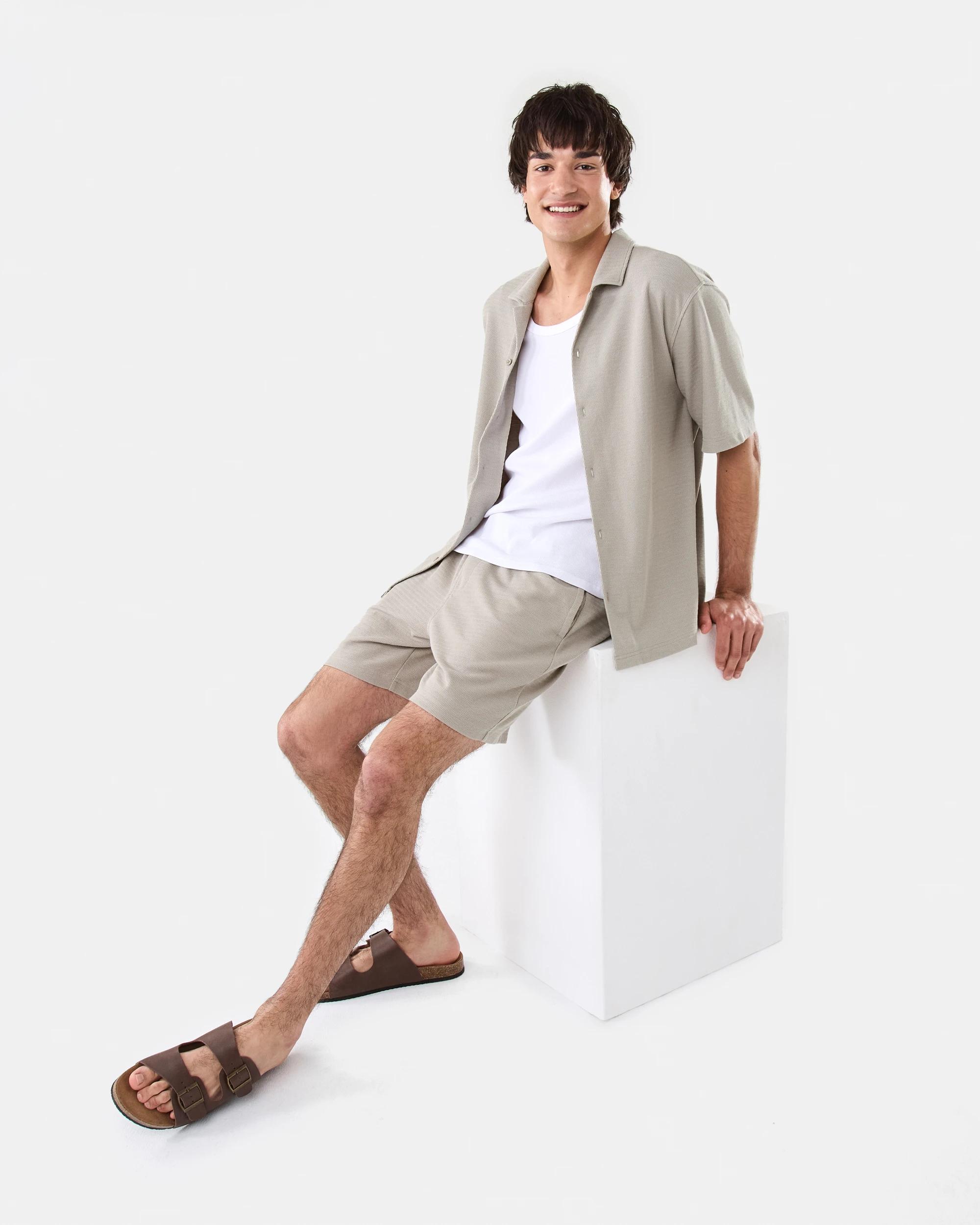 9 Washed Textured Shorts Bge Khaki, 9 of 9