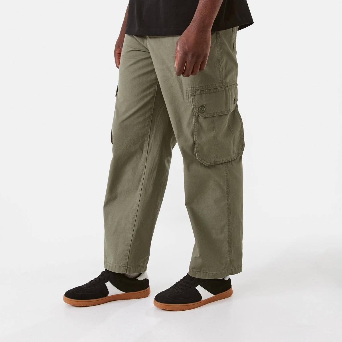 2 Utility Relax Cargo Pants Grn Forest, 2 of 8