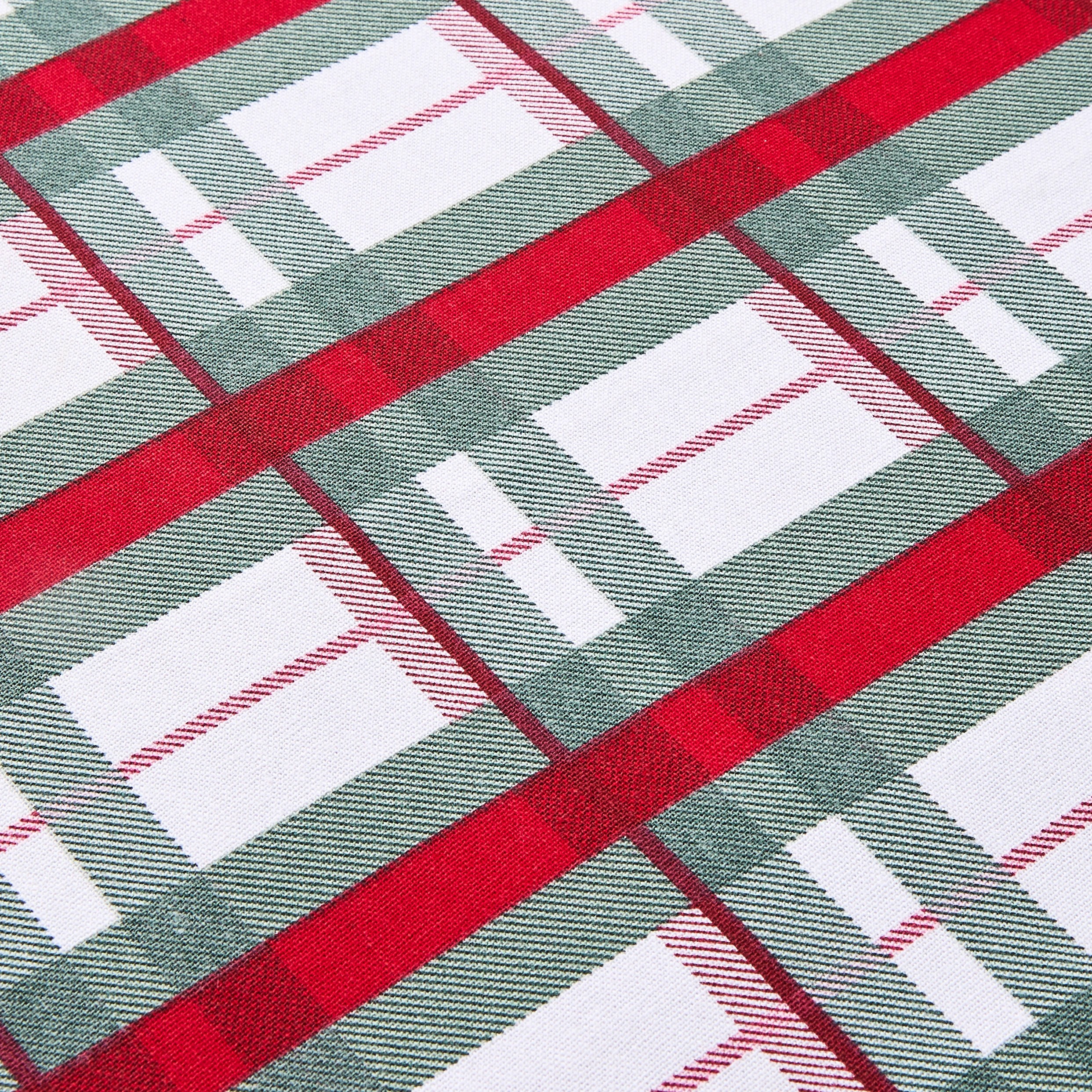 7 Plaid Table Runner, 7 of 8