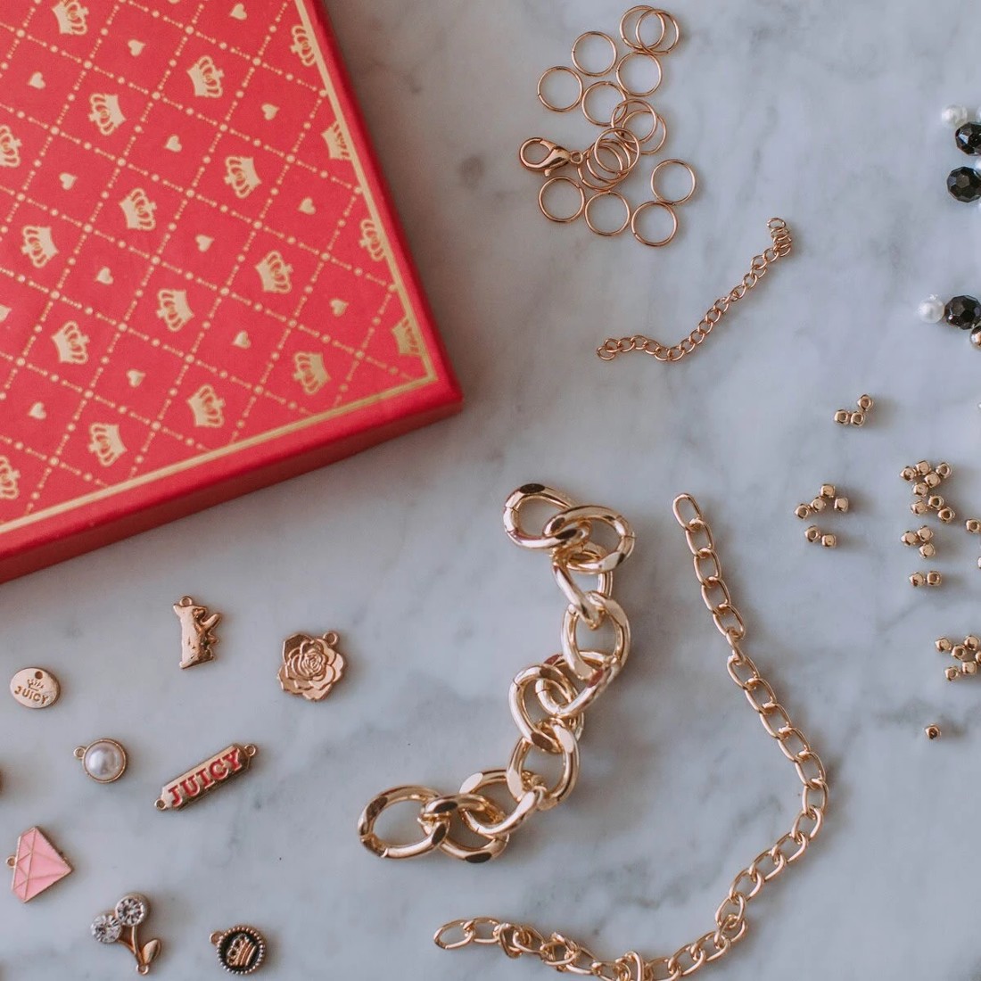 3 138 Piece Make It Real: Juicy Couture Chains and Charms Kit, 3 of 6