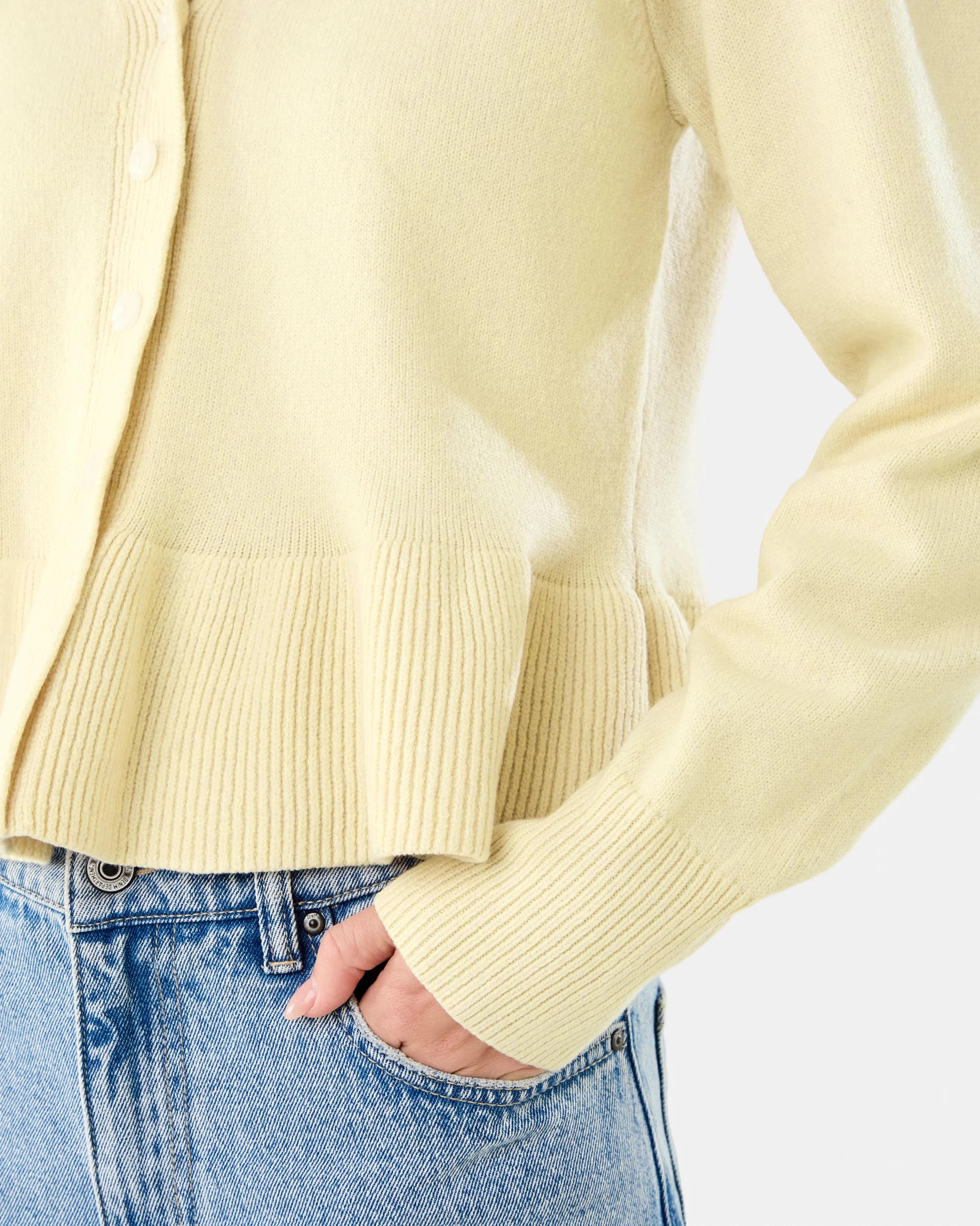 6 Peplum Cardigan Vanilla, 6 of 6