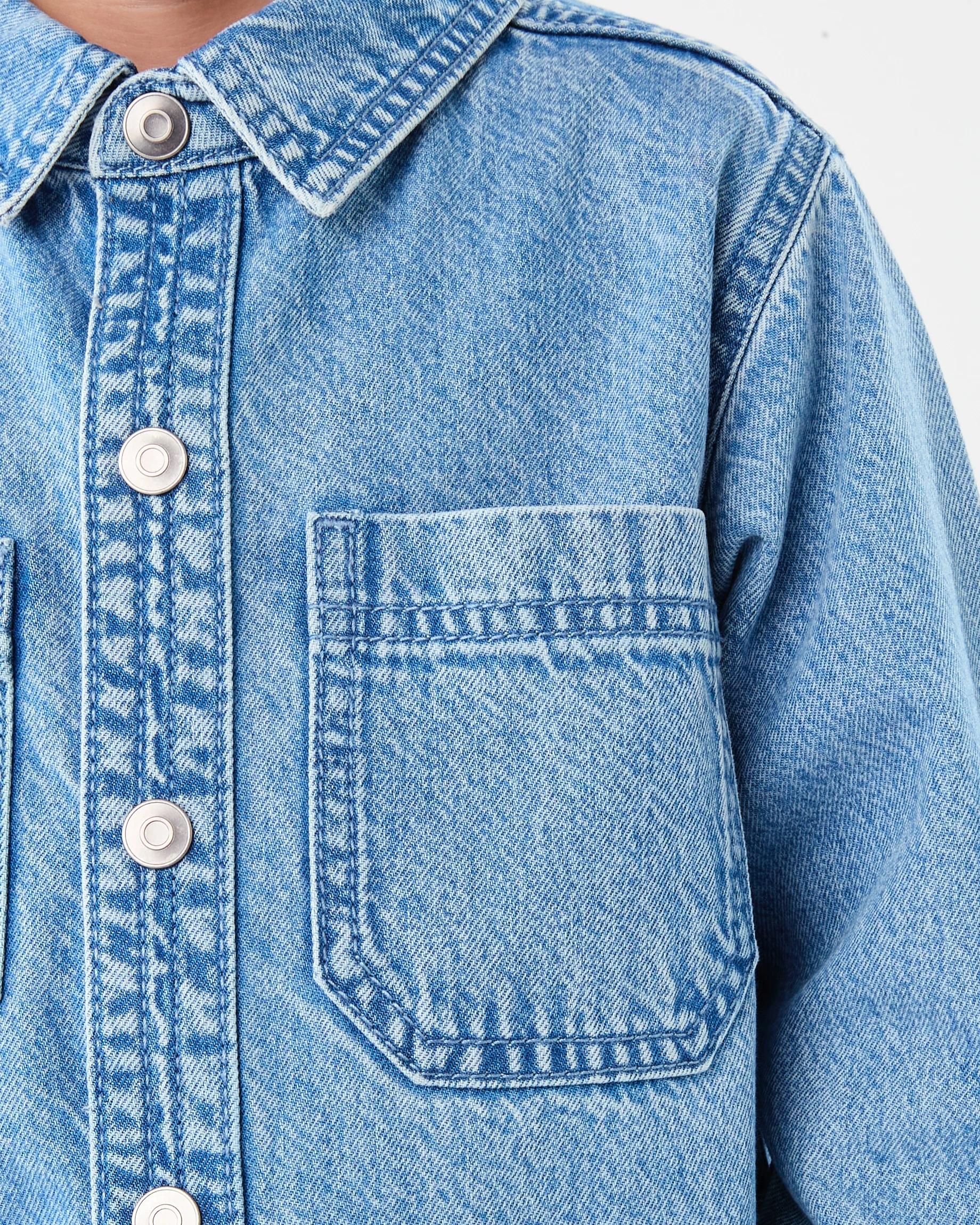 5 Denim Shacket Mid Wash, 5 of 8