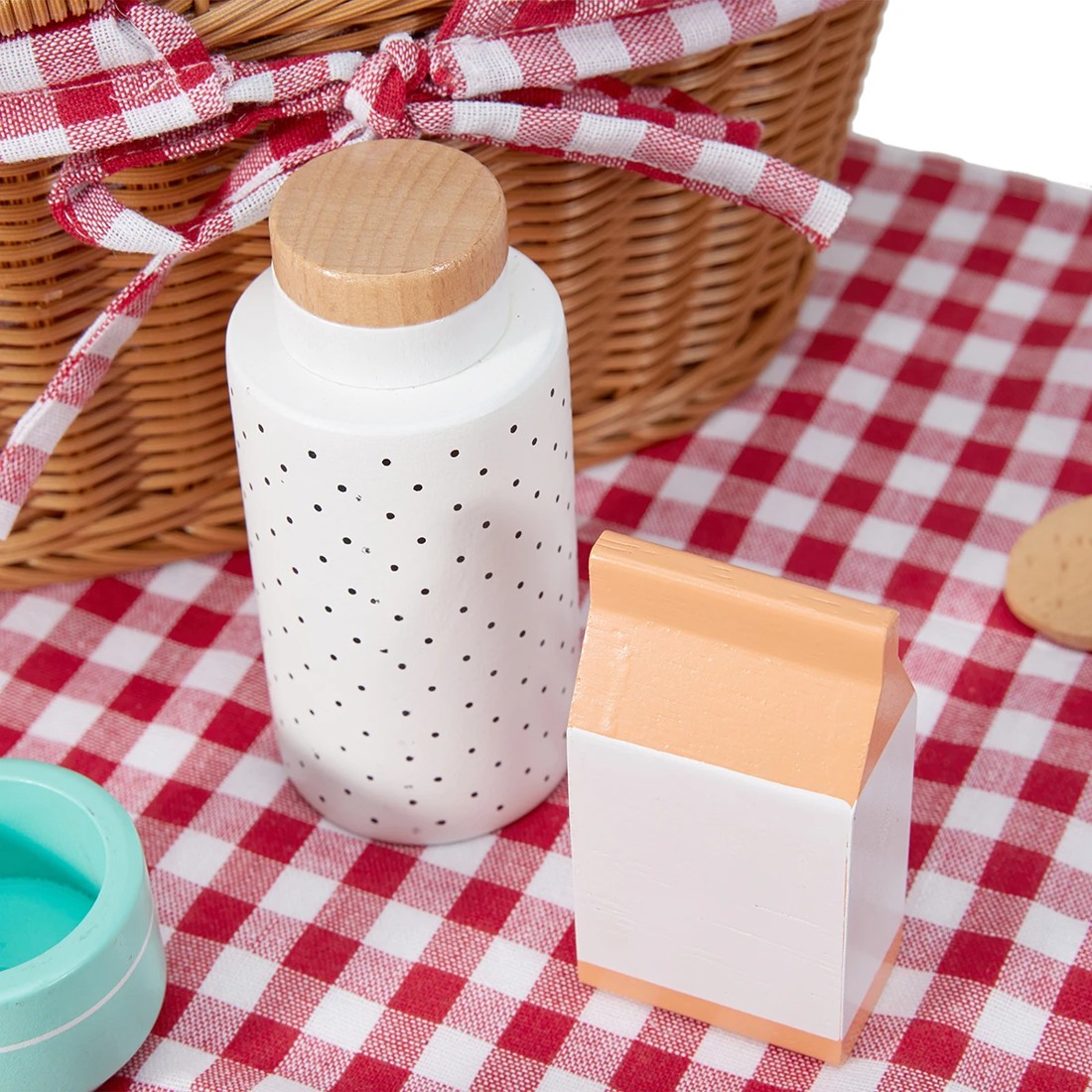 6 Wooden Picnic Set, 6 of 9