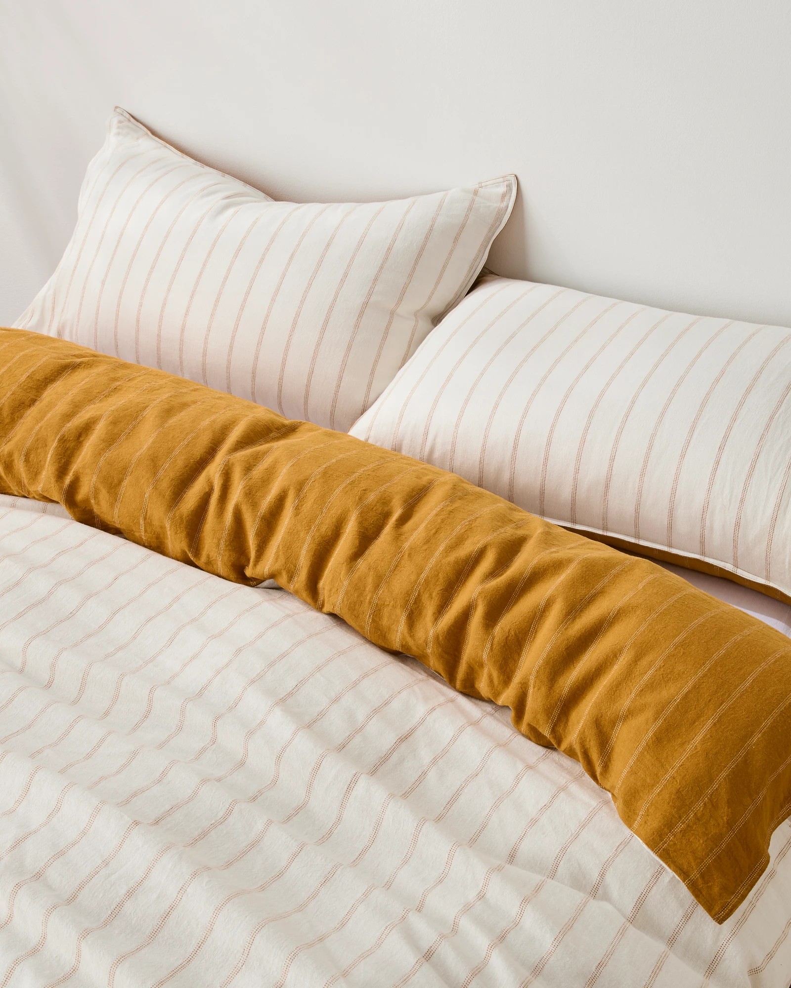 4 Target Adelle Stripe Linen/Cotton Quilt Cover Set - King Bed - Yellow, 4 of 8