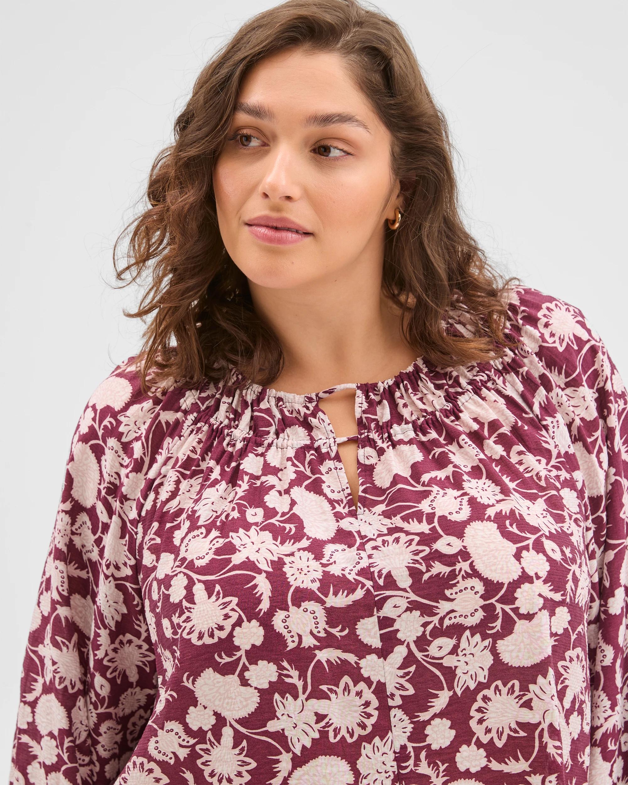 4 Target Curve Plus Size Long Sleeve Neck Detail Blouse PINOT FLORAL, 4 of 6