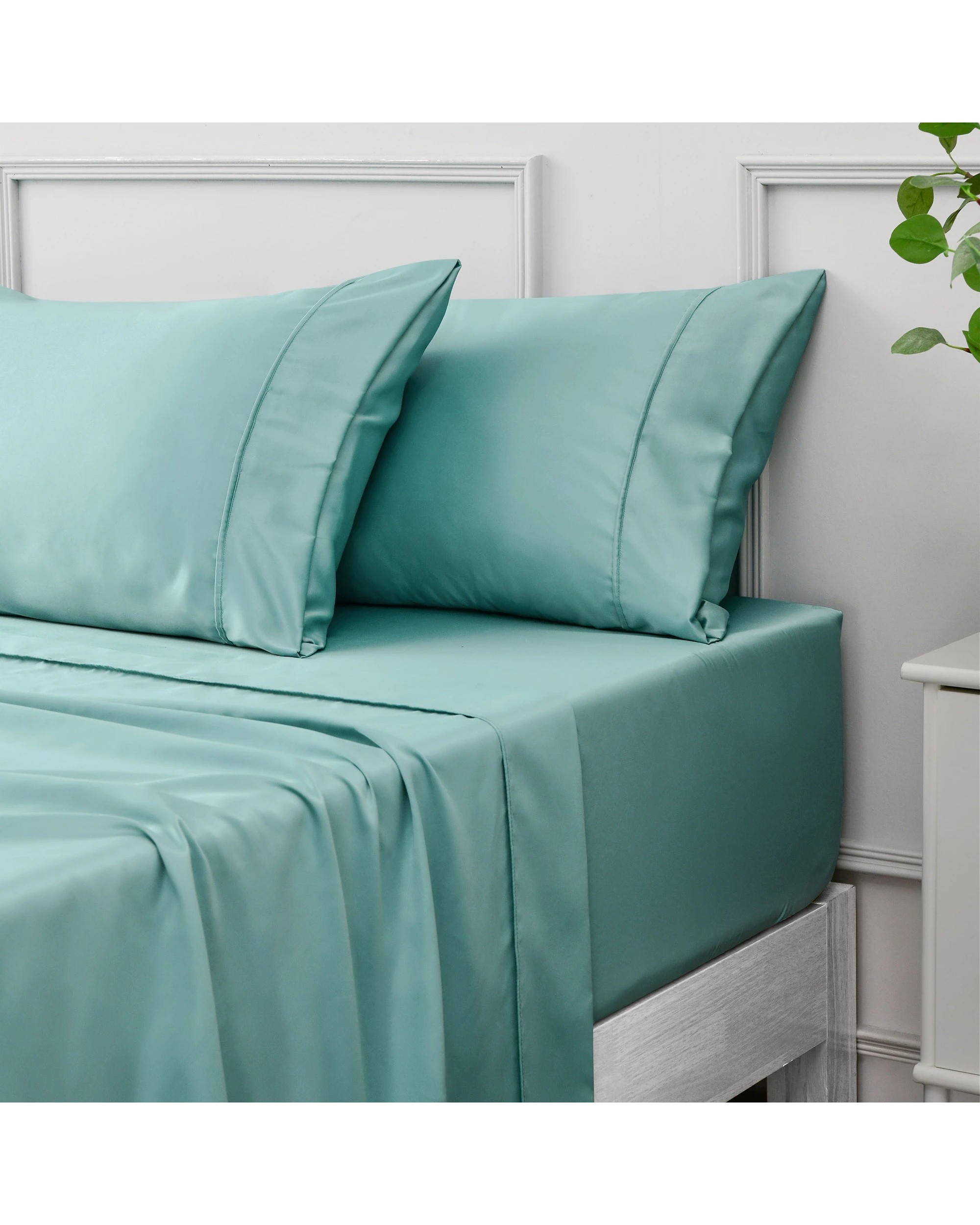 2 Dreamaker Matte Satin Sheet Set - King Bed - Duckegg, 2 of 8