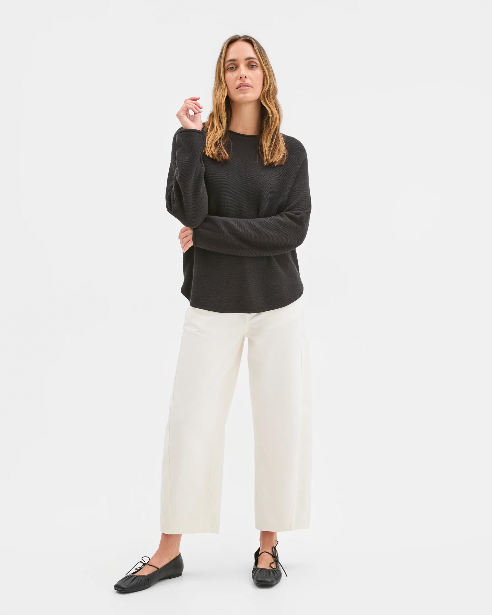 2 Target Woman Australian Cotton Blend Roll Edge Lightweight Jumper BLACK, 2 of 5