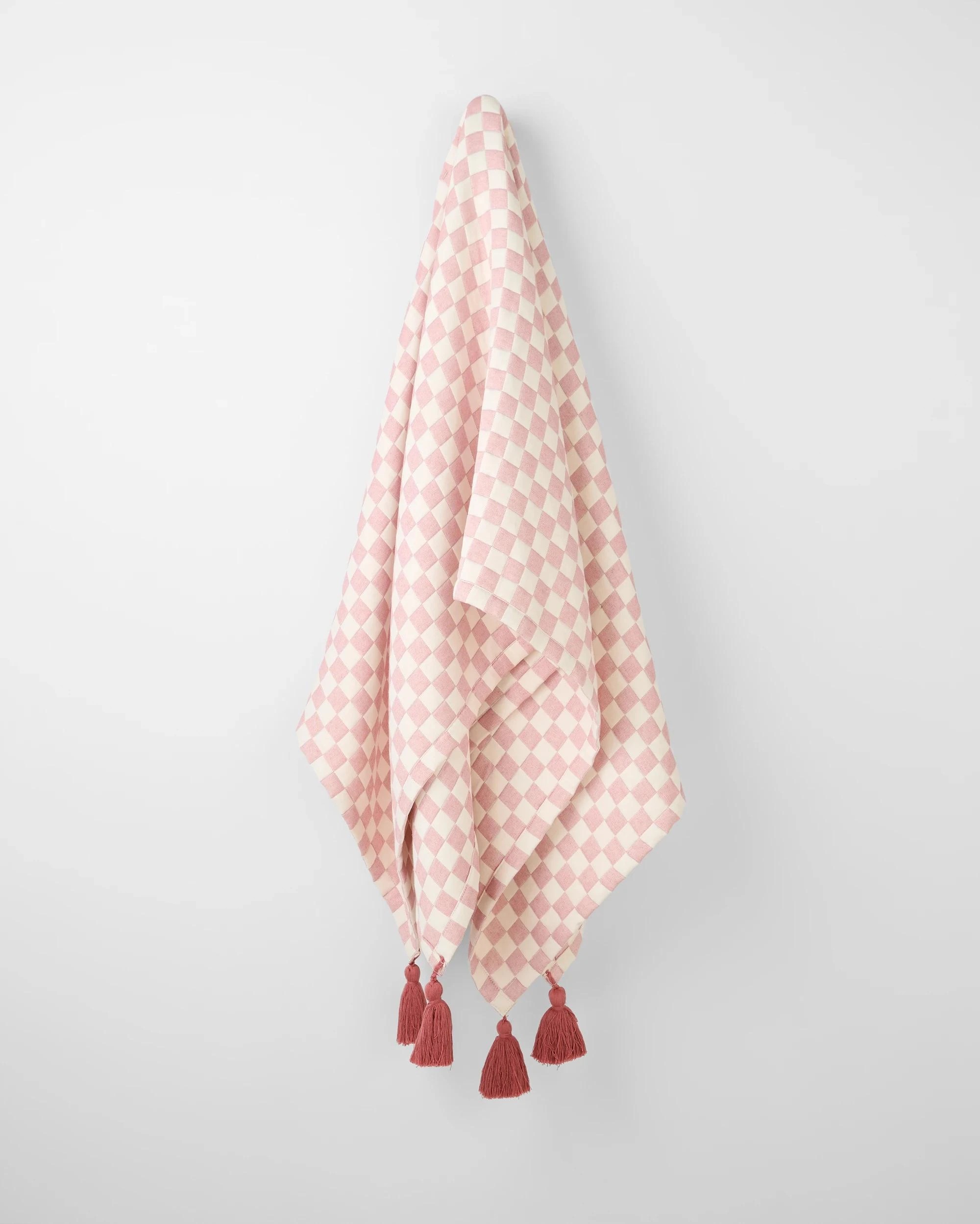 3 Target Austin Checkerboard Throw - Queen Bed - Pink, 3 of 3