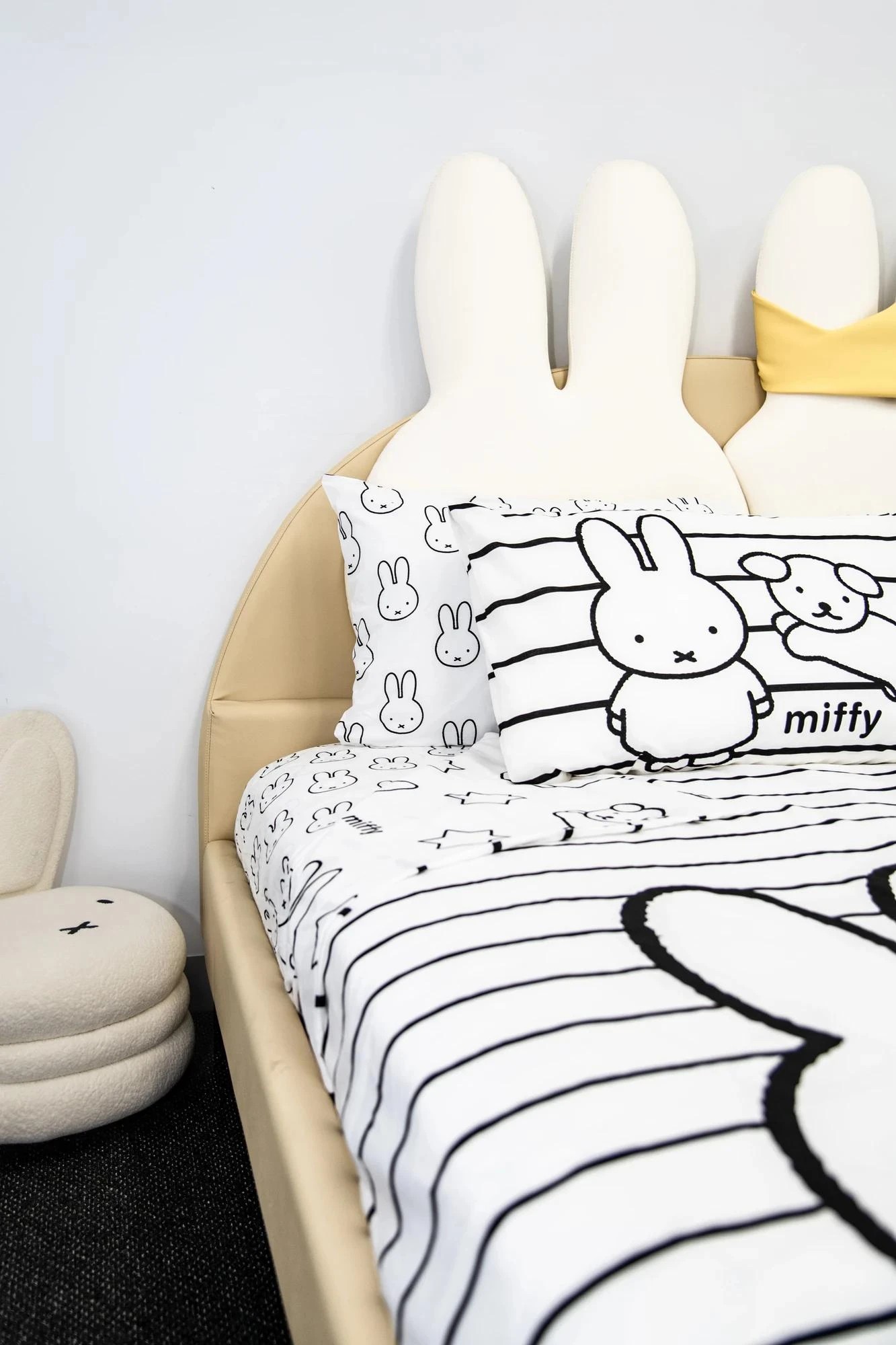 1 Miffy Kids Quilt Cover Set - Single Bed - White, 1 of 4