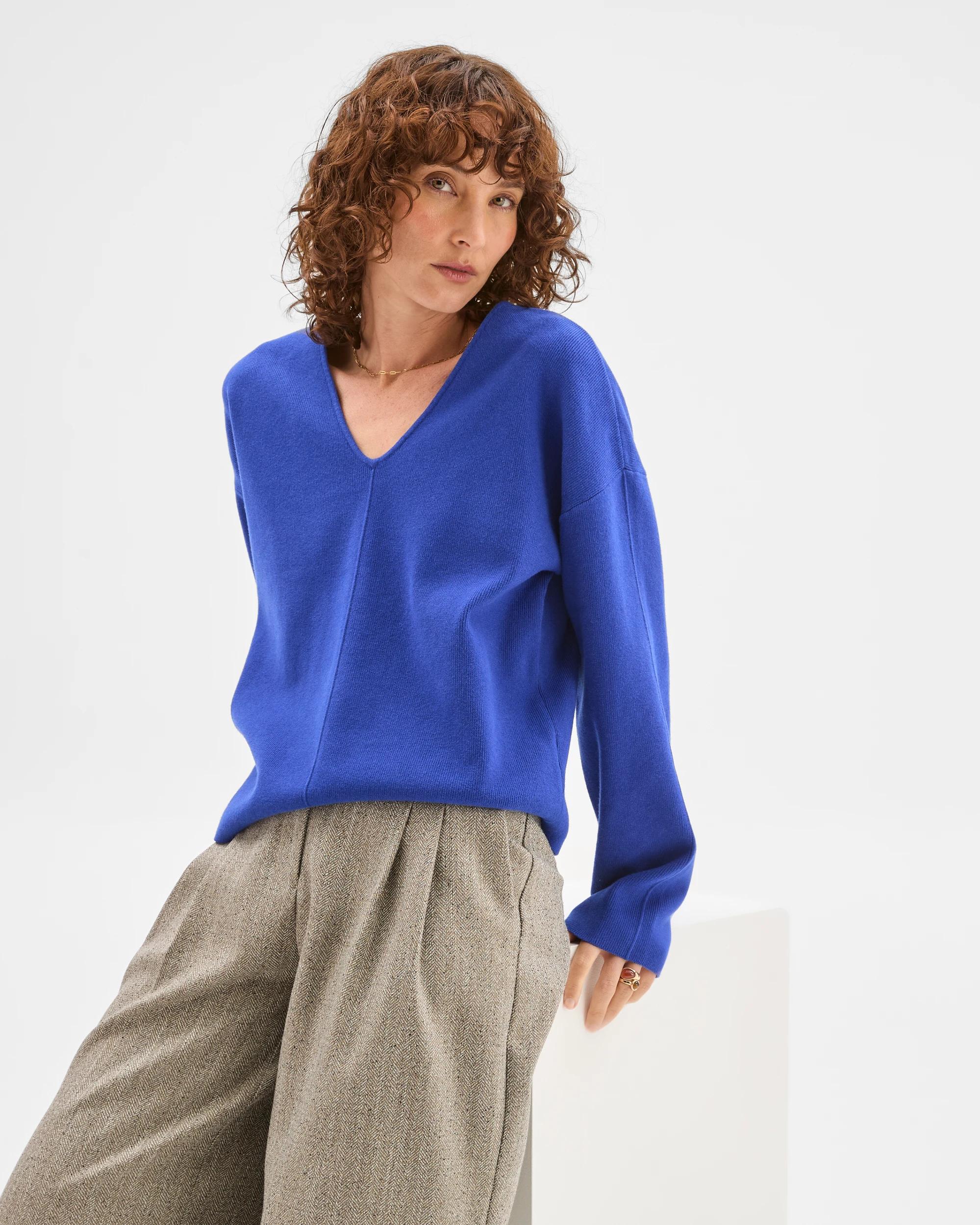 3 Preview Australian Cotton Blend Polished V-Neck Jumper COBALT BLUE, 3 of 6