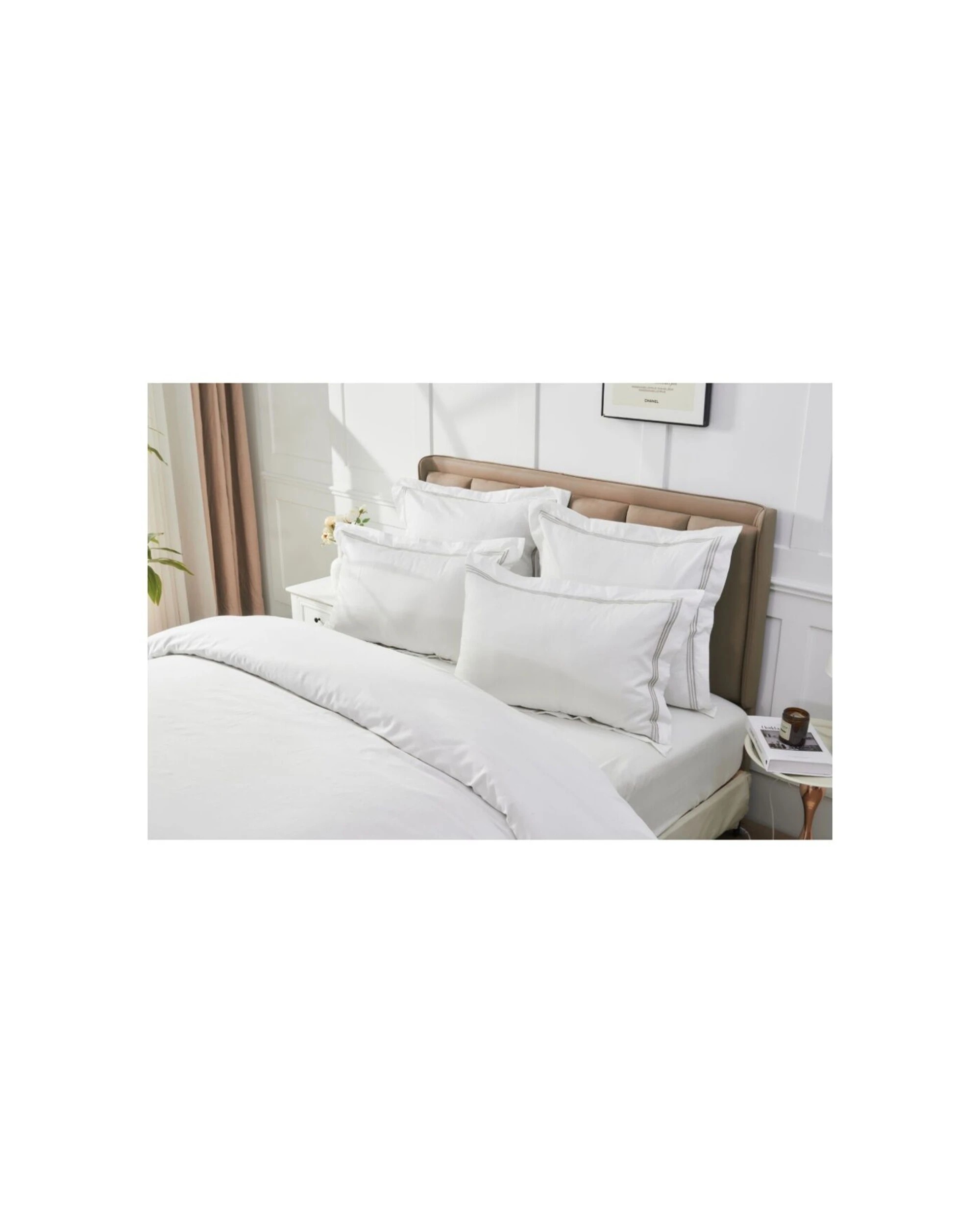 2 Grosvenor House 500TC Hotel Embroidered Quilt Set Super King - White, 2 of 8