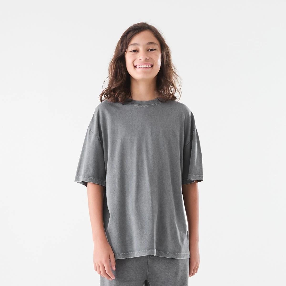 1 Short Sleeve Oversized Acid Wash T-shirt Magnet, 1 of 6