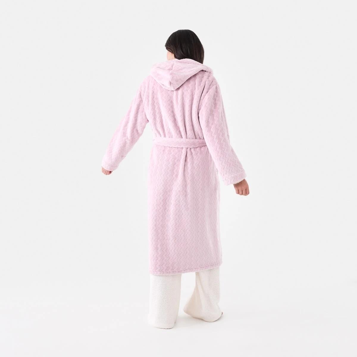 4 Textured Hood Gown Sier Pink, 4 of 7