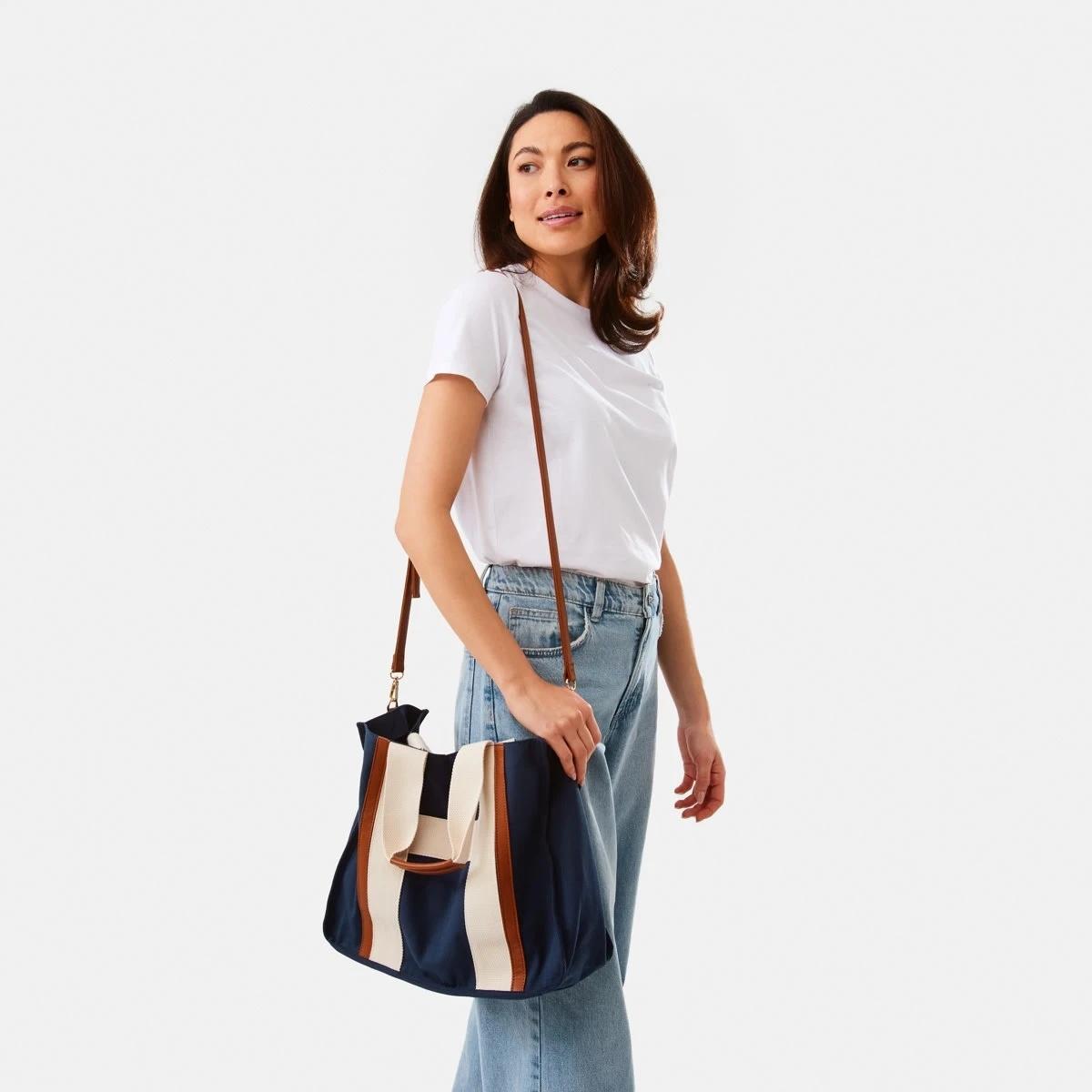 6 Canvas Tote Bag Navy Tan, 6 of 6
