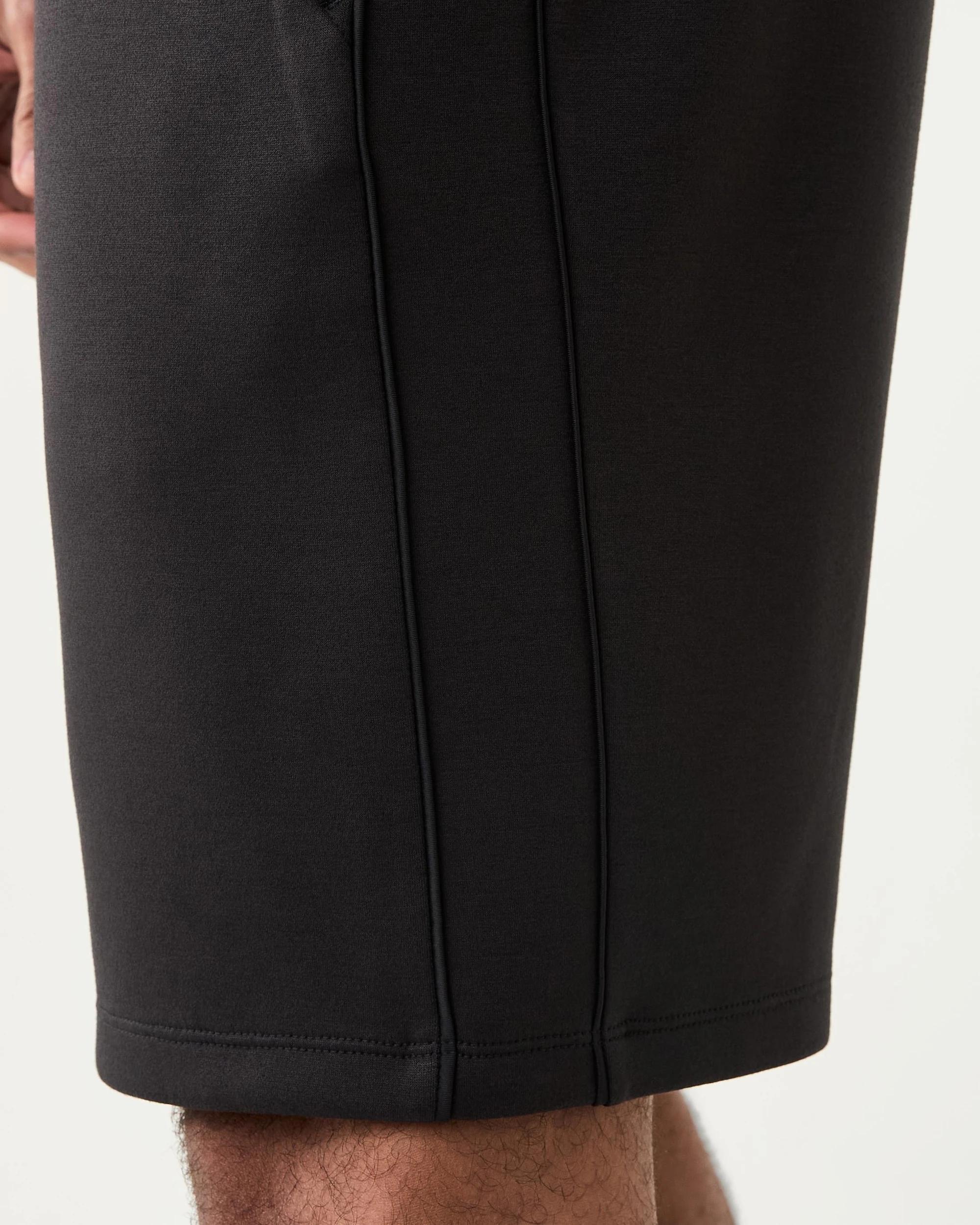 6 Active Mens 9in. Scuba Piping Detail Shorts Black, 6 of 8