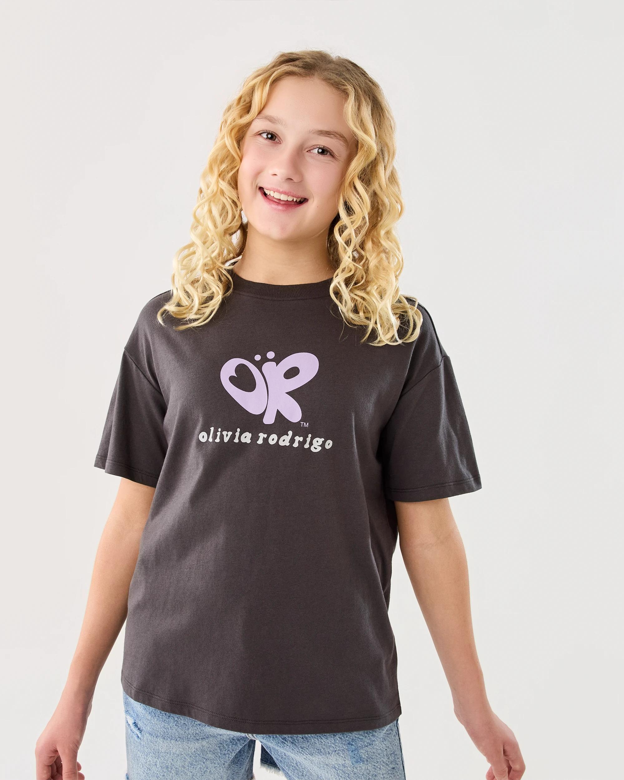 1 Olivia Rodrigo License Oversized T-shirt Olivia, 1 of 8