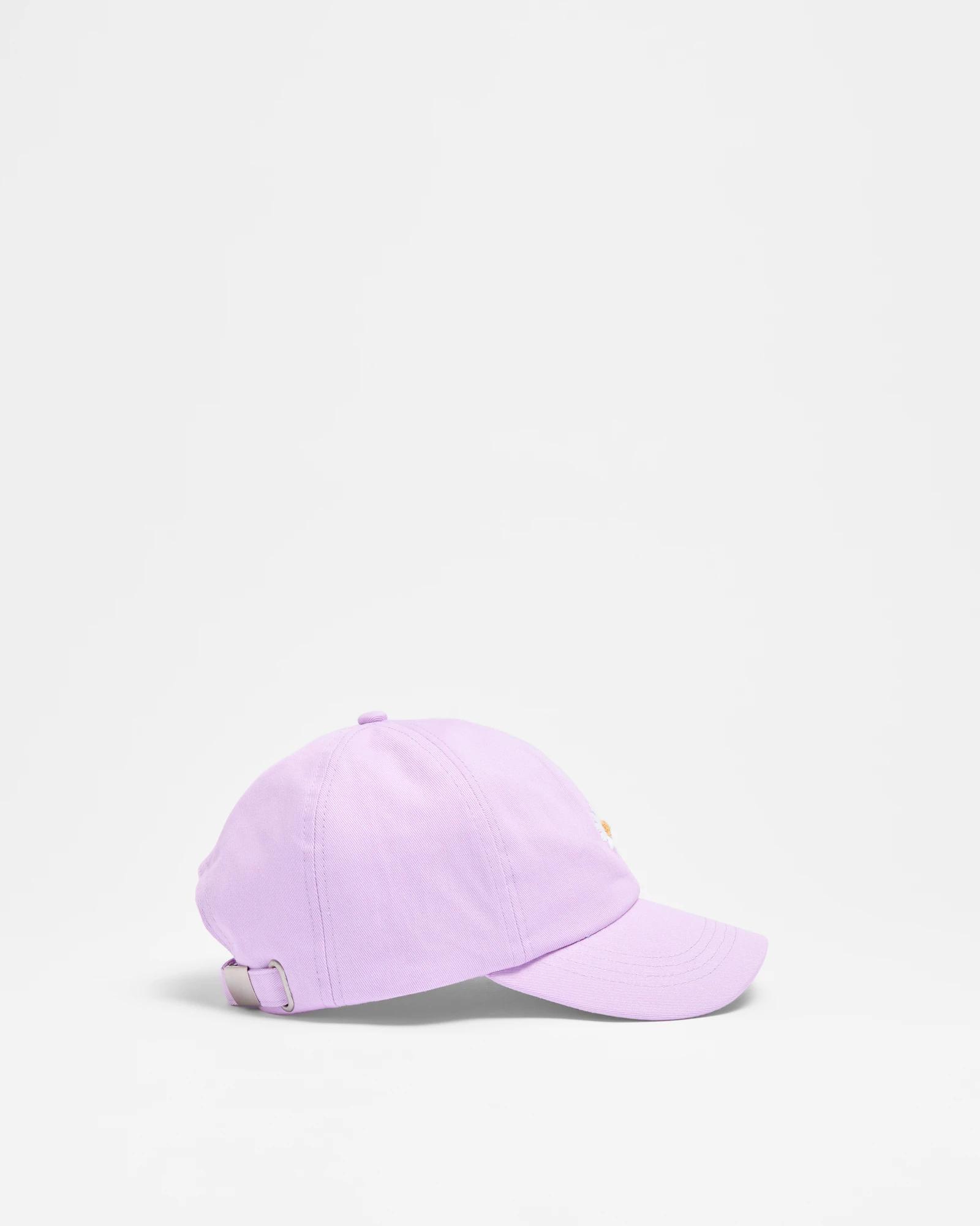 1 Target Kids Daisy Cap DAISY, 1 of 2