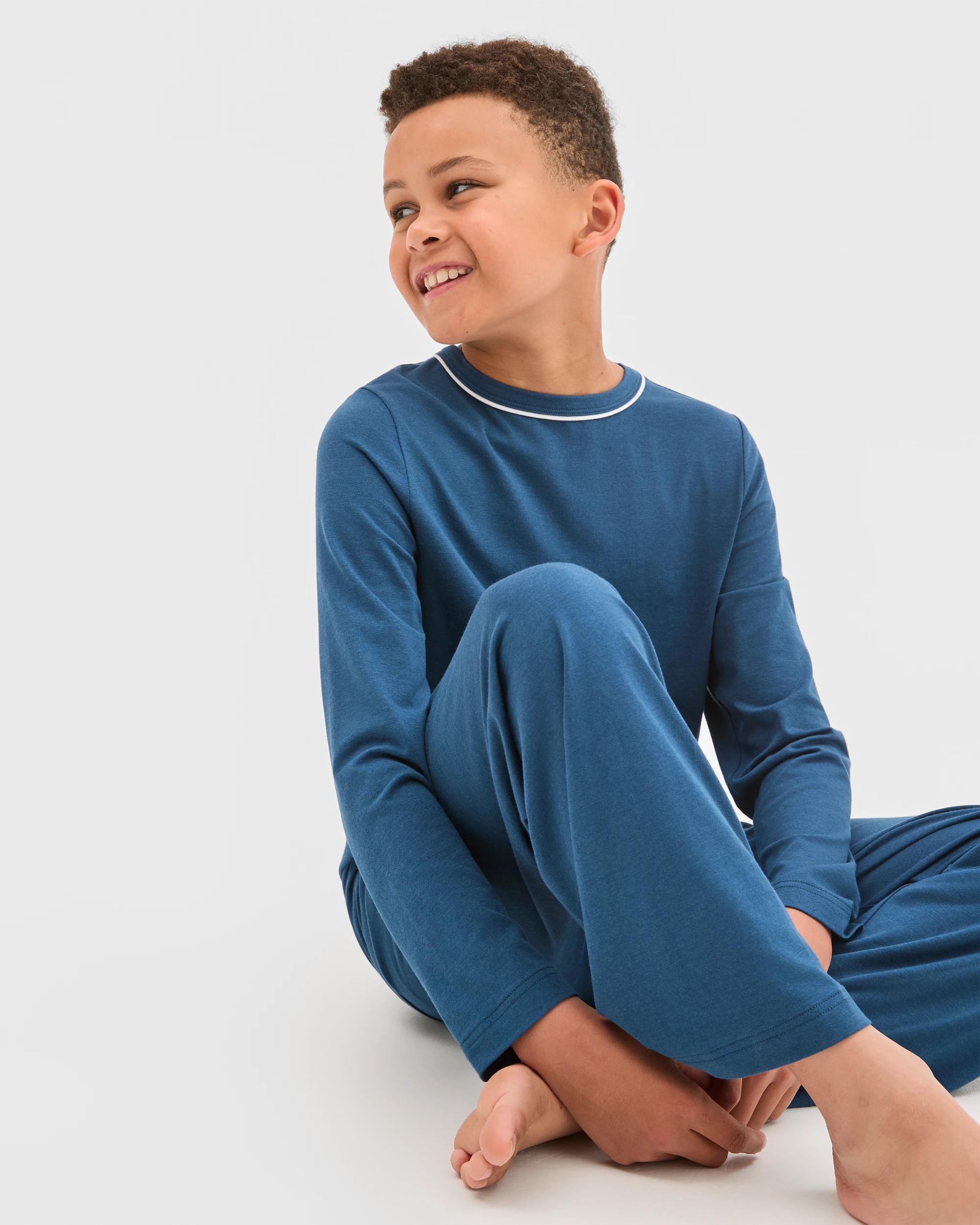 4 Target Kids Bamboo Older Boys Long Sleeve and Pants Pyjama Set NAVY SOLID, 4 of 5