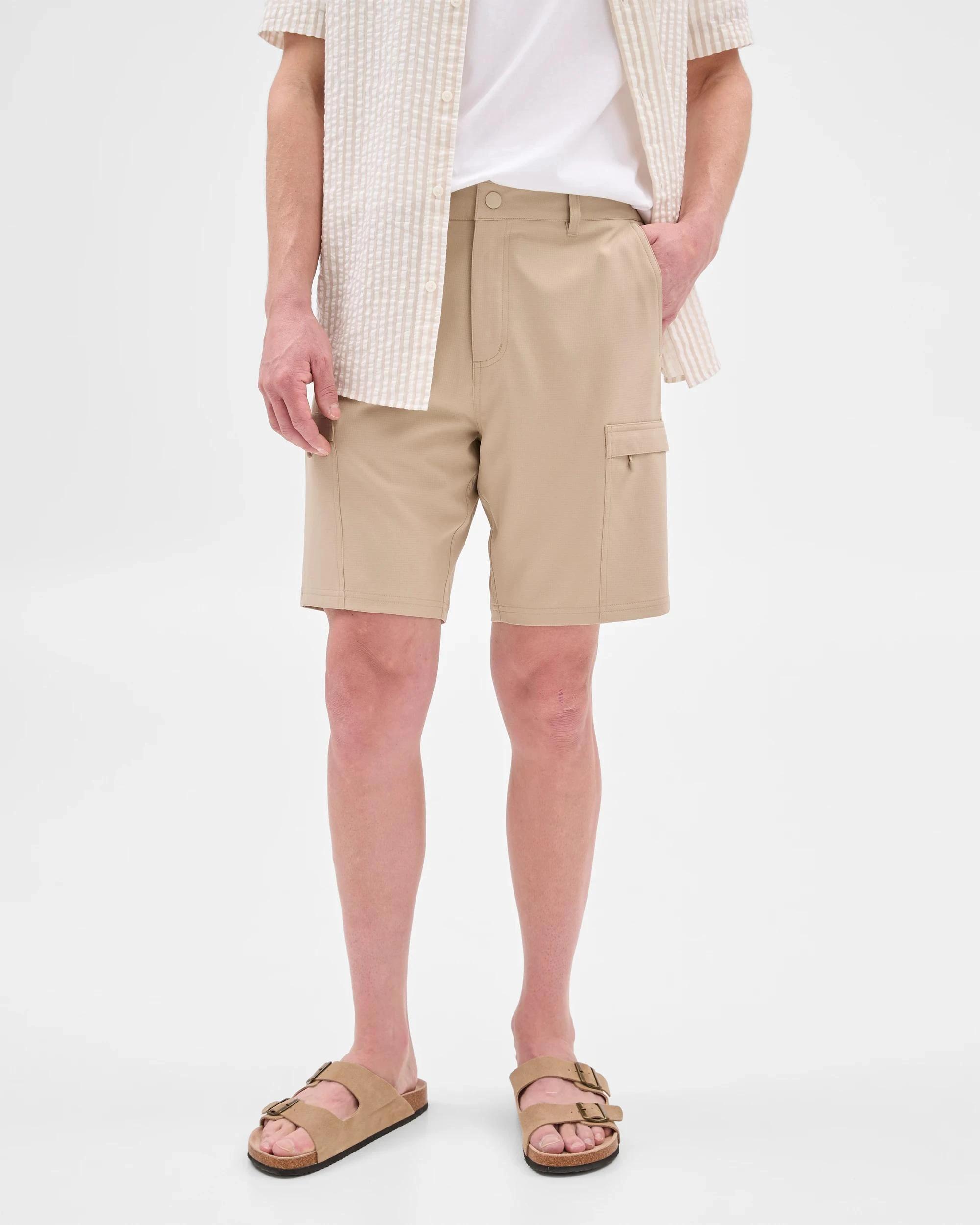 1 Target Hybrid Cargo Shorts STONE, 1 of 10