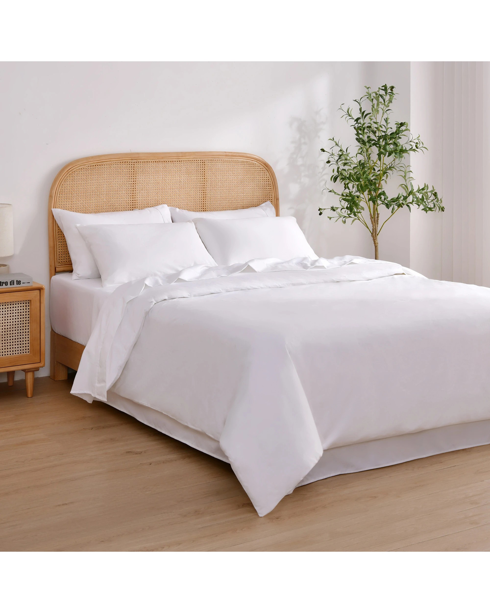2 Dreamaker 1500TC Cotton Rich Sateen Quilt Cover Set - King Single Bed - White, 2 of 6