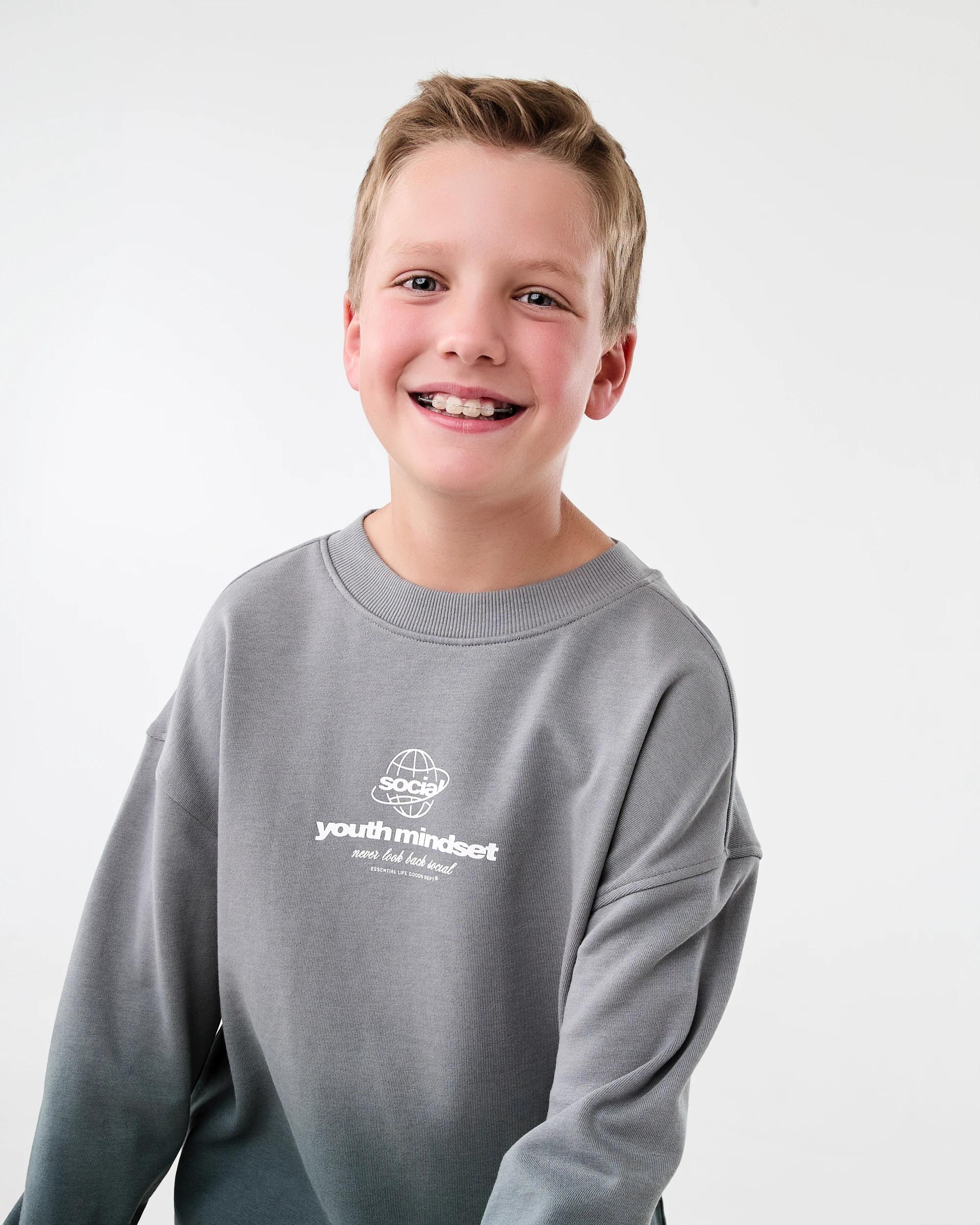 3 Oversized Washed Crew Neck Sweatshirt Yth Ombre, 3 of 8