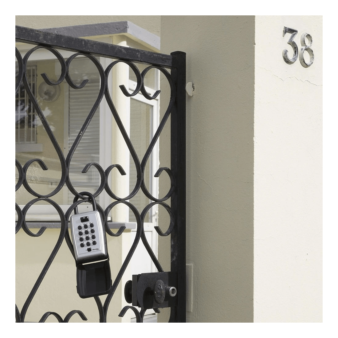 7 Master Lock Portable Combination Lock Key Safe, 7 of 10