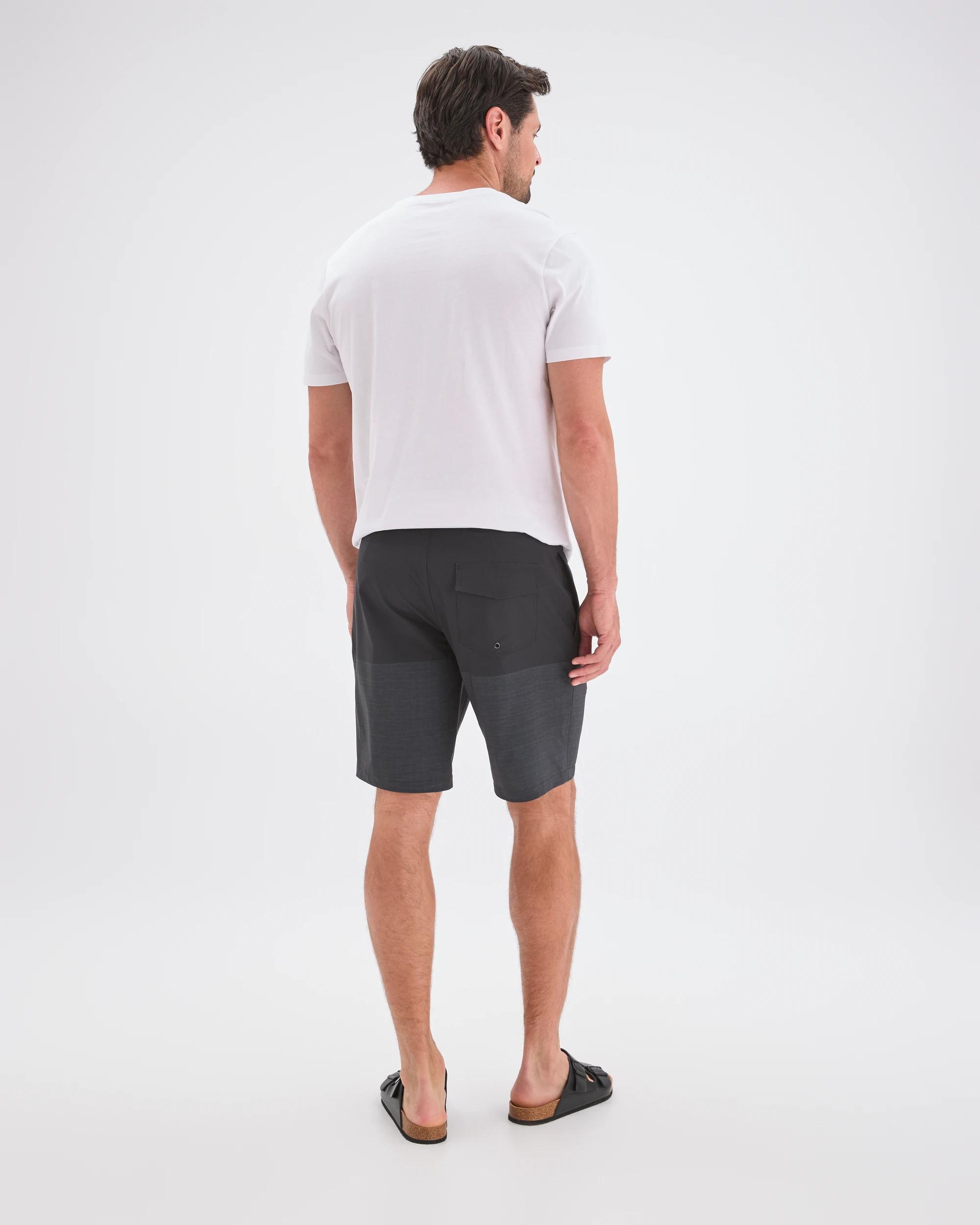 6 Target Man Contrast Panel Swim Boardshorts BLACK, 6 of 7