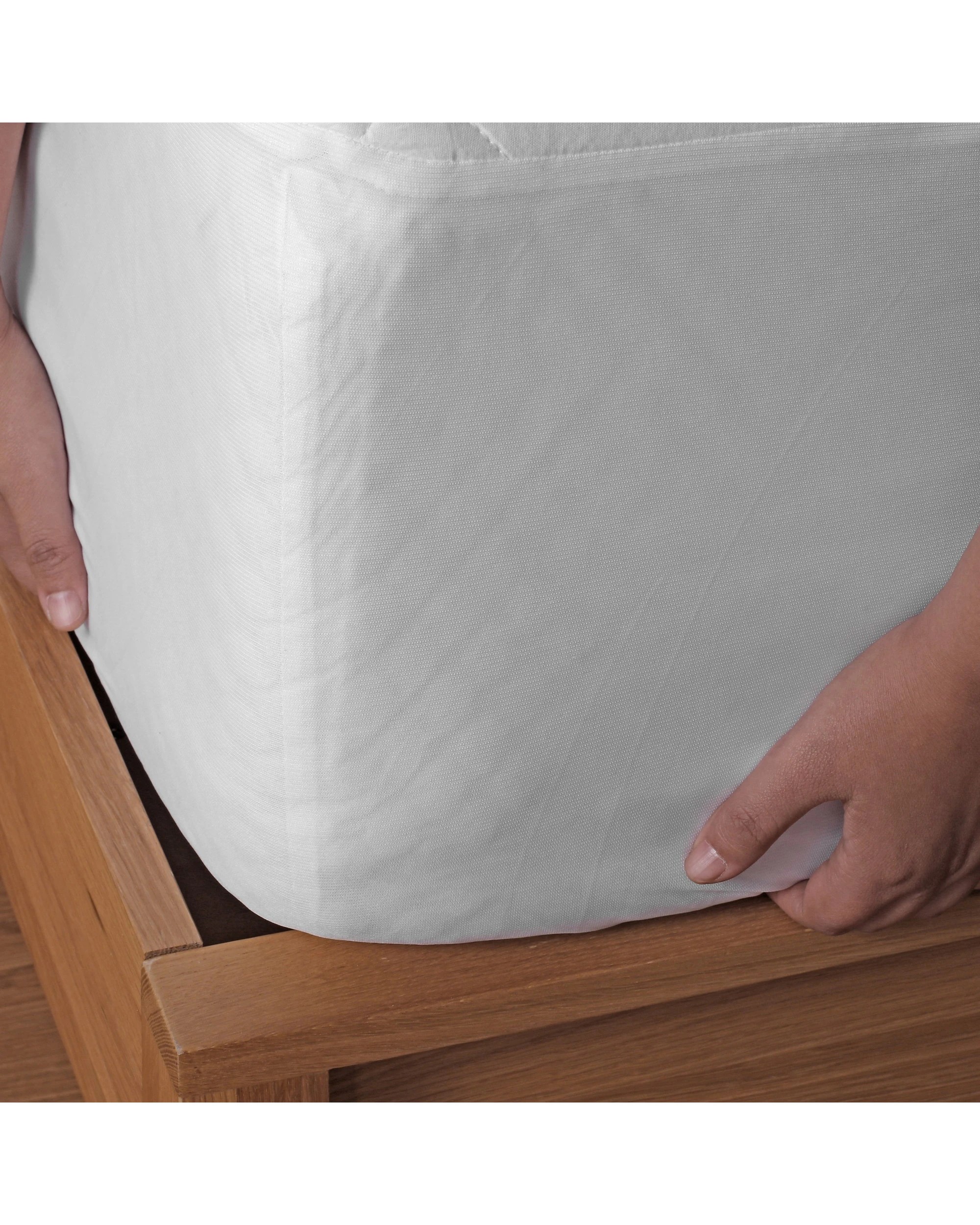 4 Dreamaker Quilted Cotton Cover Fitted Mattress Protector - Single Bed - White, 4 of 6