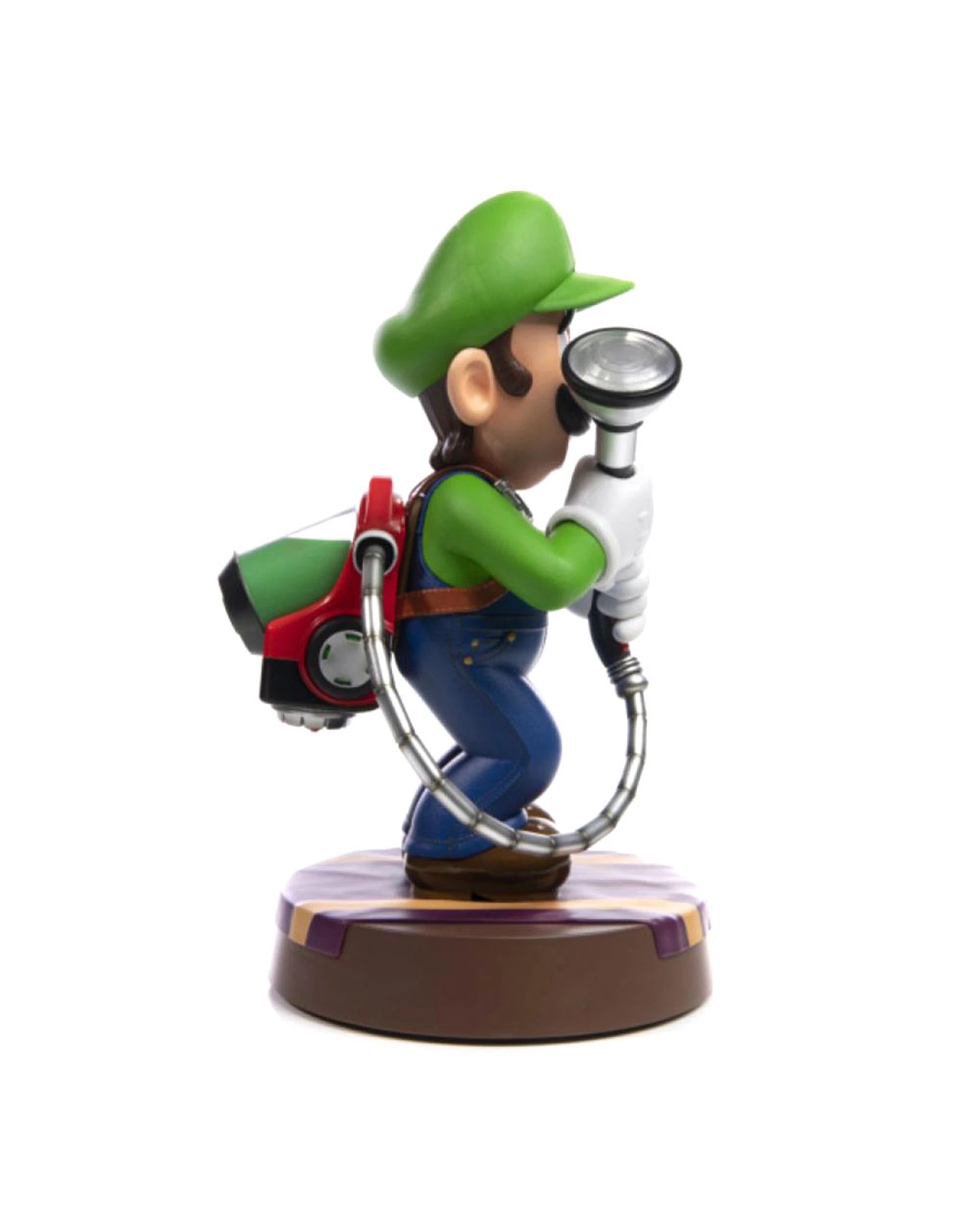2 First 4 Figures Luigi's Mansion 3 Luigi 9 inch PVC Statue, 2 of 5