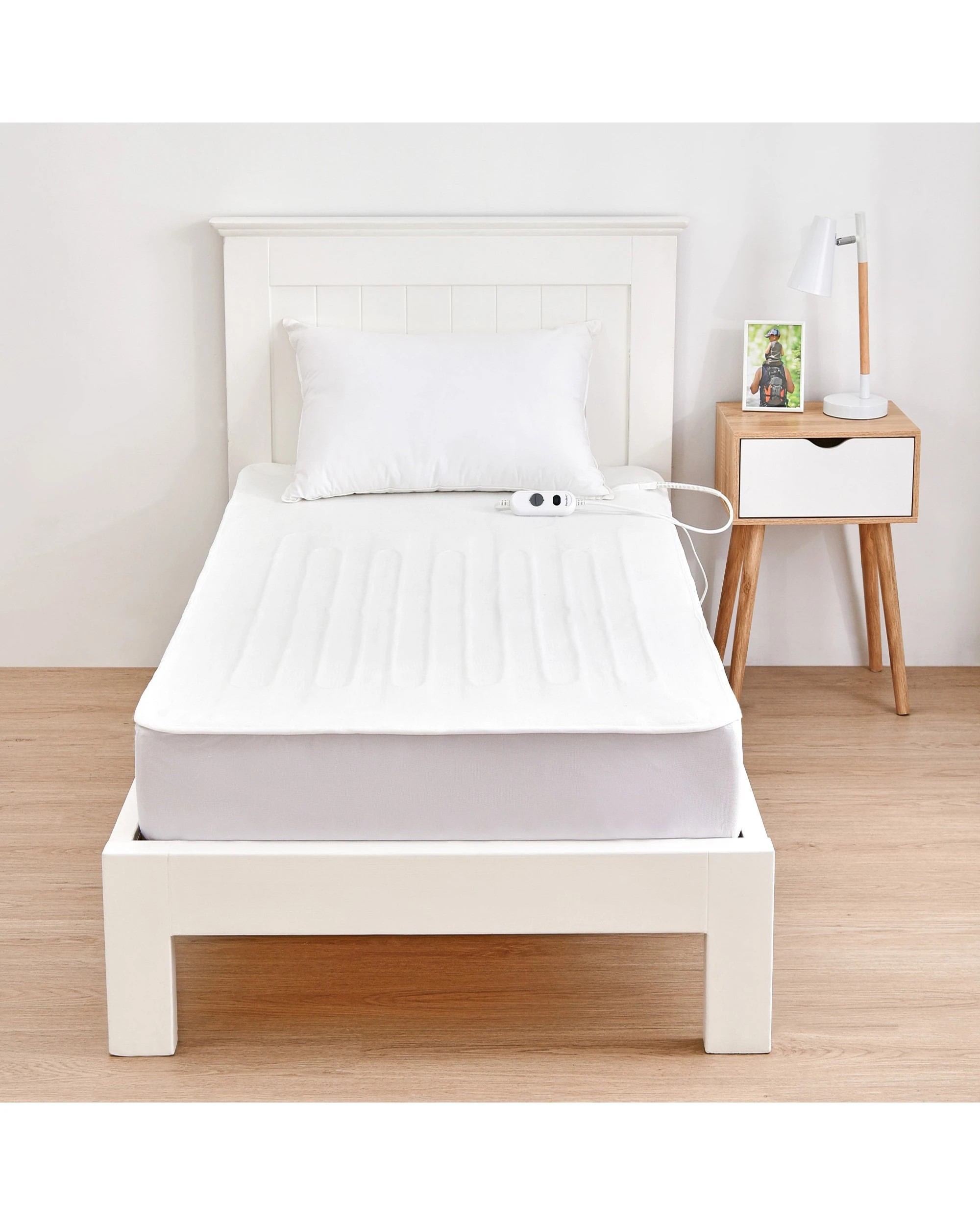 1 Dreamaker Essentials Fitted Washable Electric Blanket Long Single (Left Hand Side Controller) - White, 1 of 7