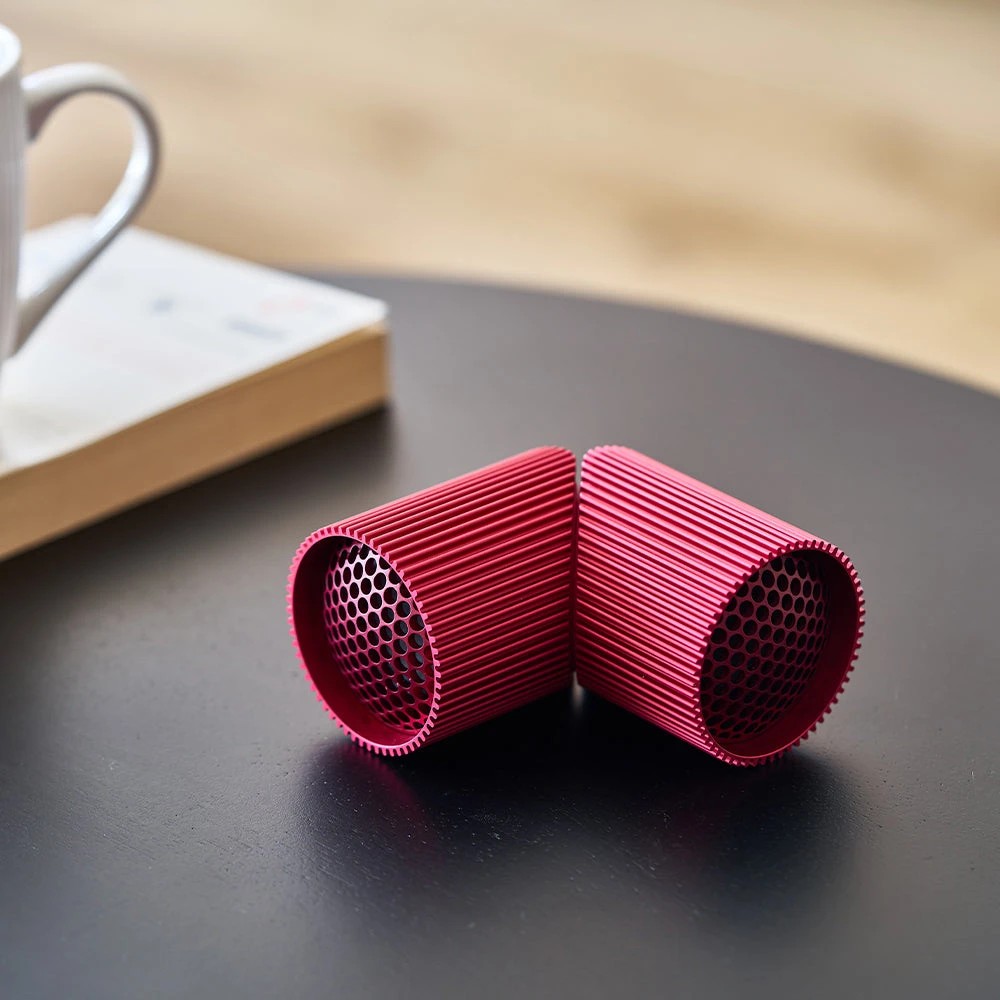 4 Lexon Ray Set Of Magnetic Bluetooth Speakers - Red, 4 of 6