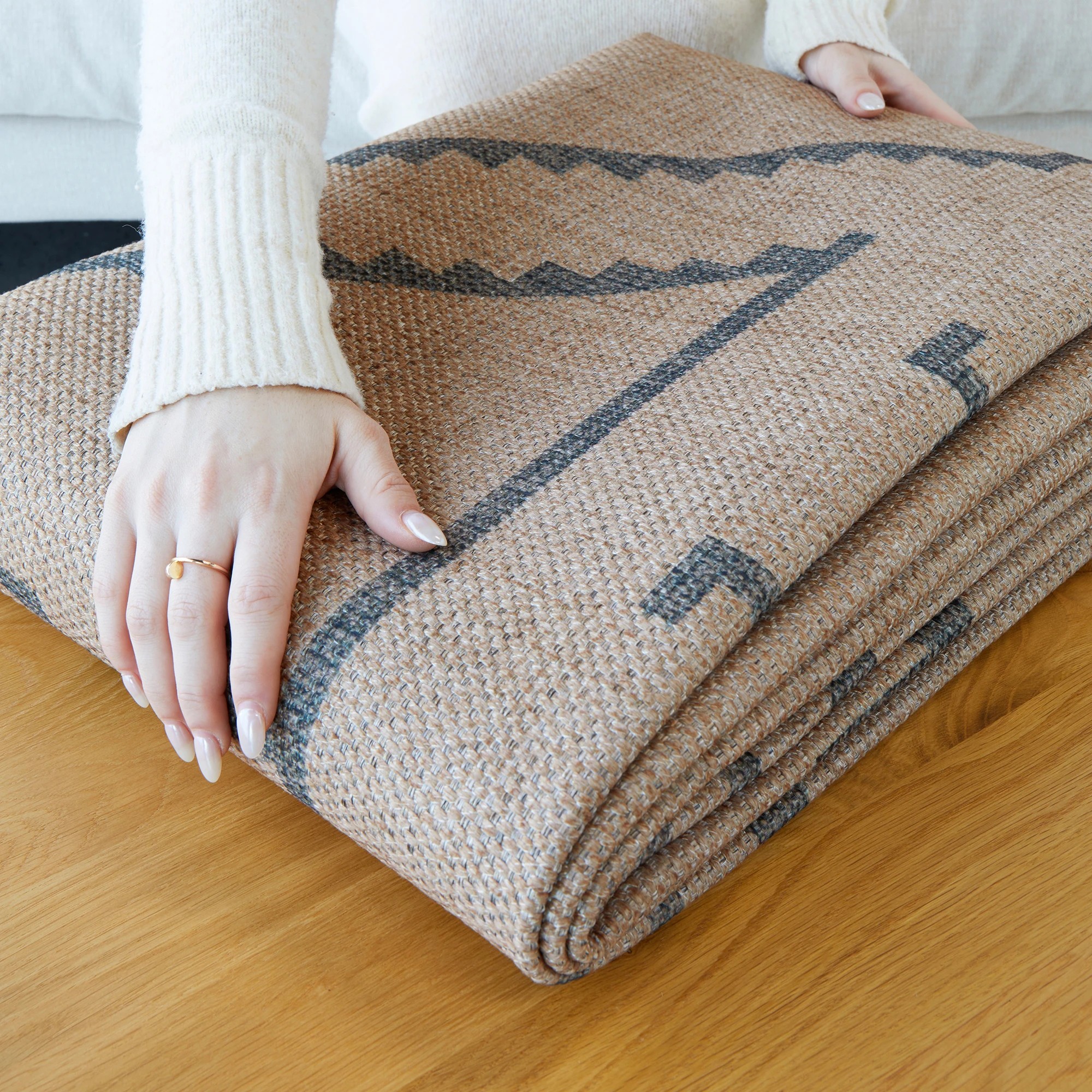 8 Common Ground Rugs Soleil Firuz 220x150cm - Medium Outdoor Rug - Brown, 8 of 8