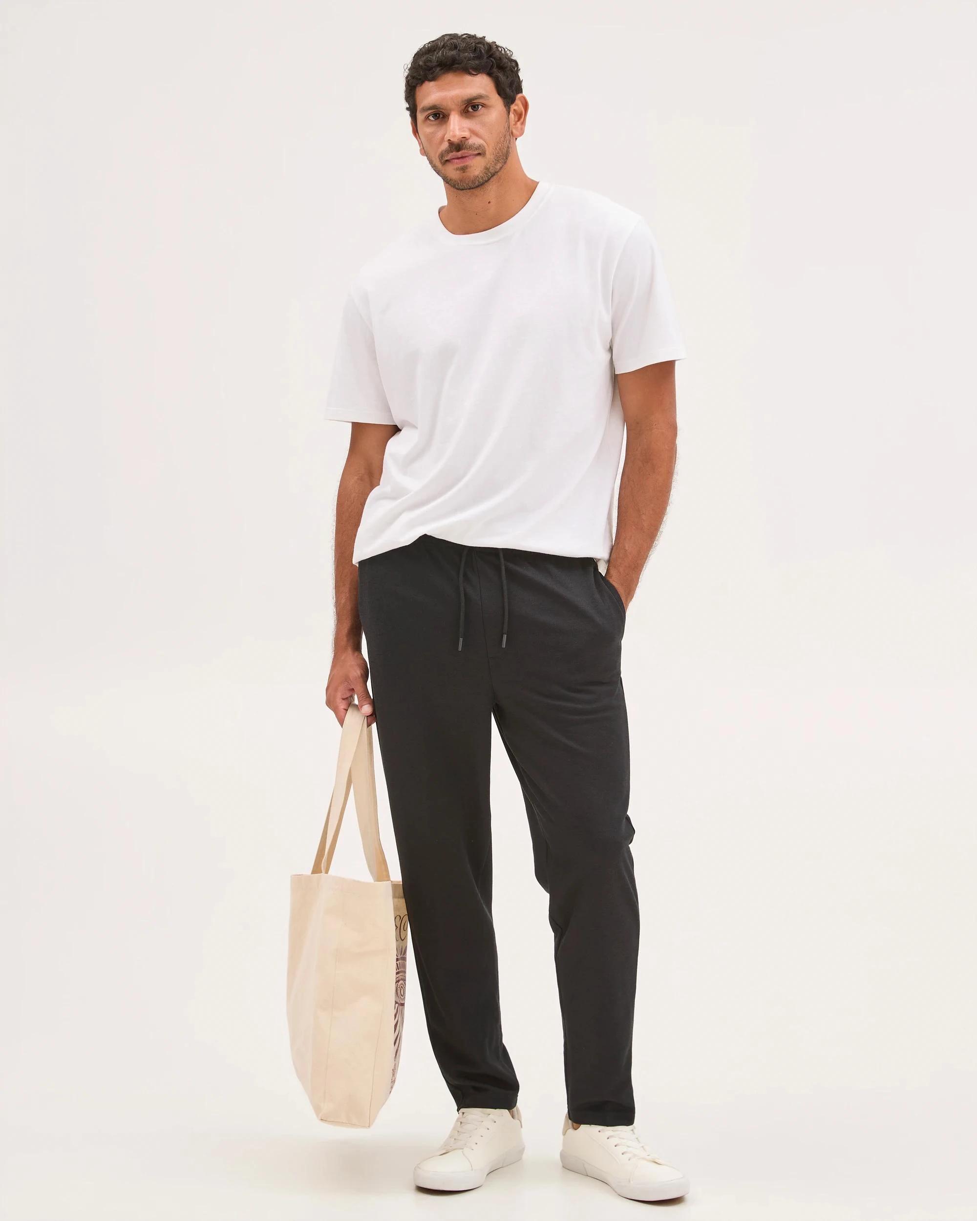 1 Target Man Textured Knit Pants BLACK, 1 of 6