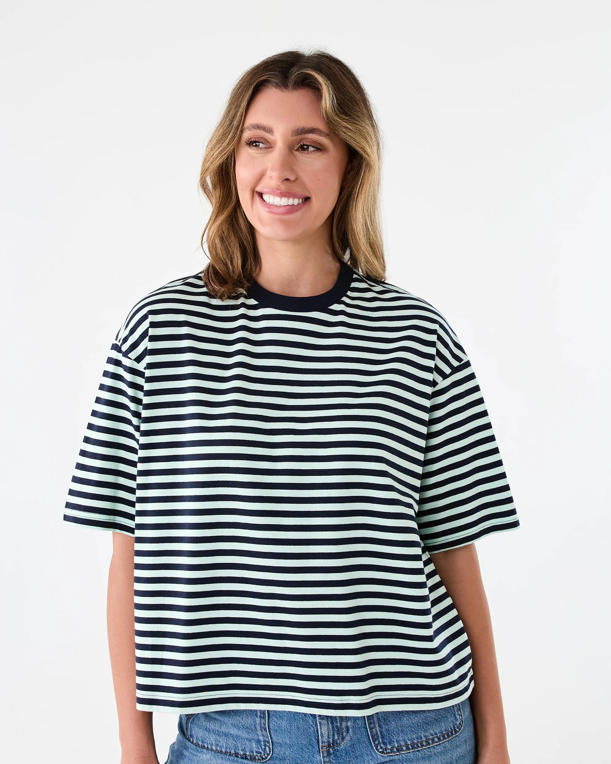 1 Short Sleeve Oversized Chopped Stripe T-shirt Aqnvy Strp, 1 of 5