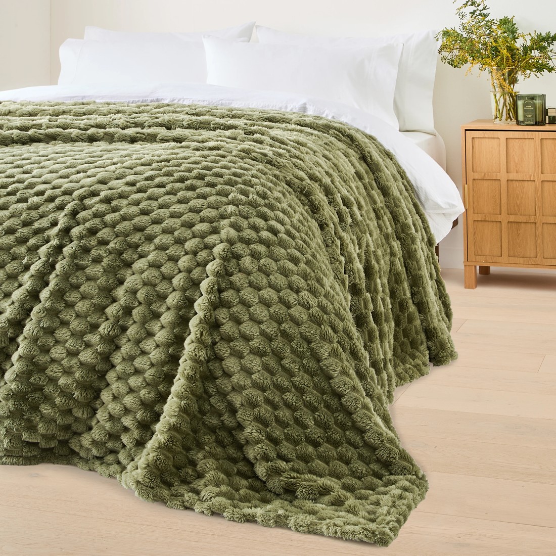2 Plush Jacquard Blanket - Queen/King Bed, Green, 2 of 6