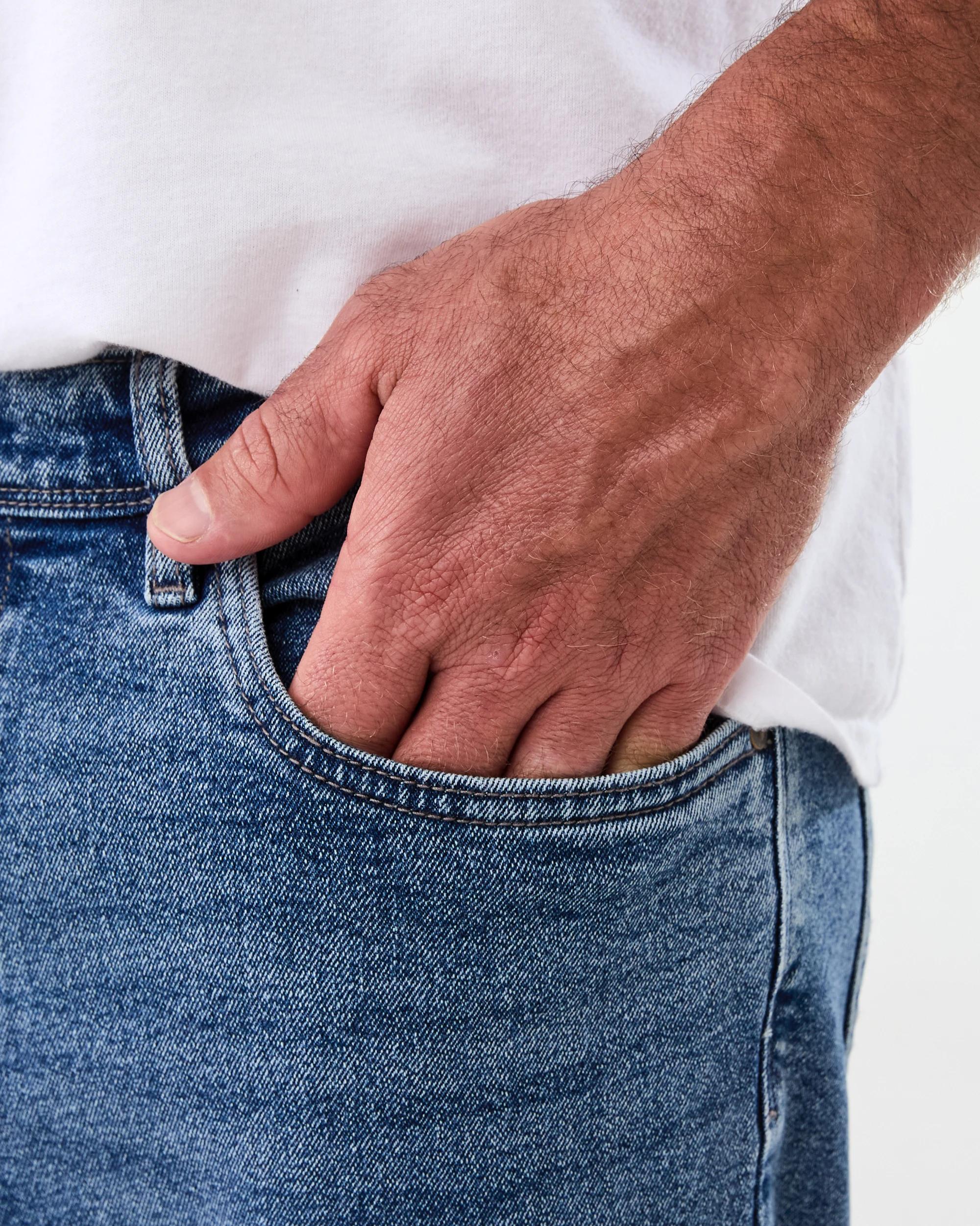 5 Straight Stretch Jeans Mid Wash, 5 of 6