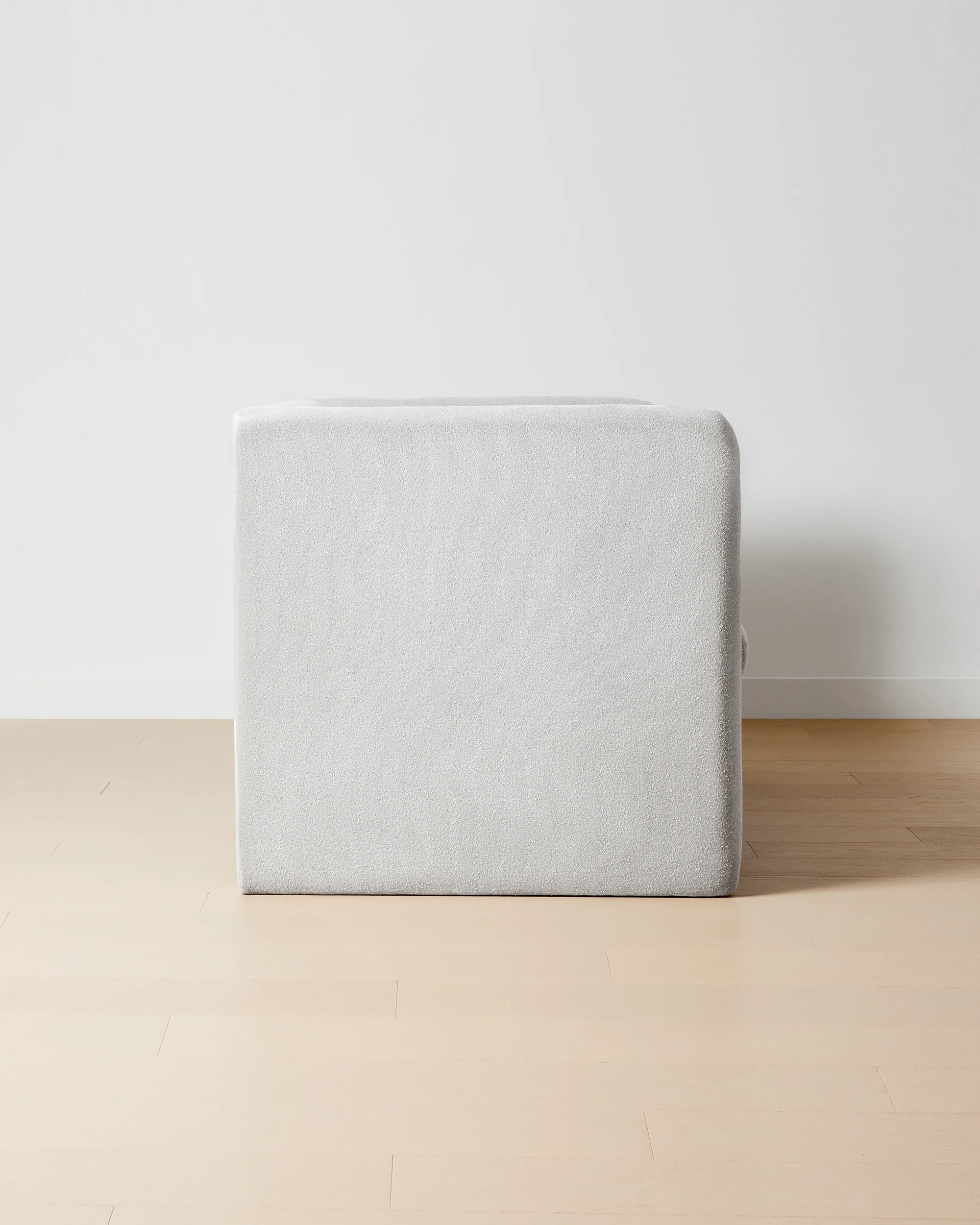 5 Hugo 2 Seat Sofa, 5 of 9