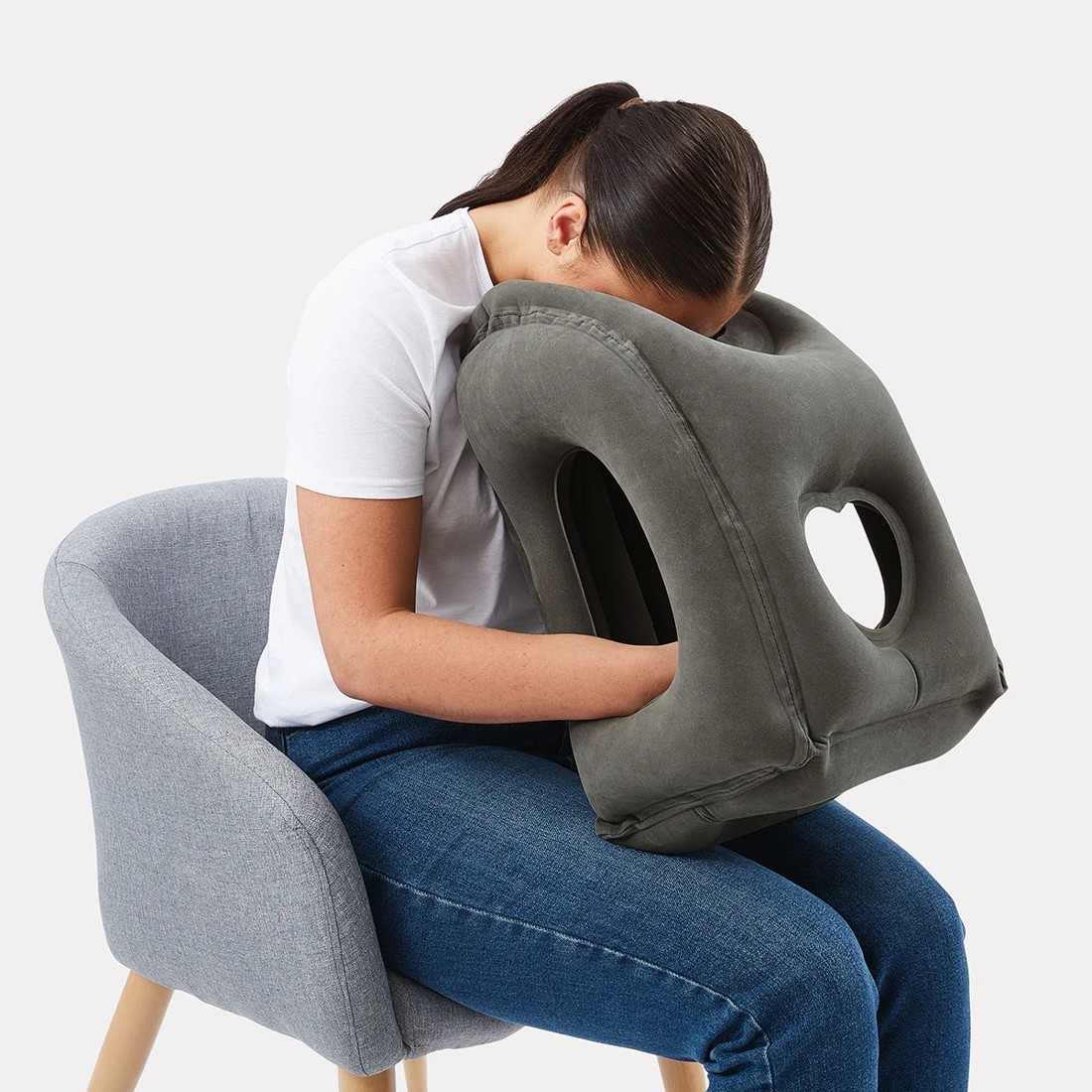3 Inflatable Front Travel Pillow, 3 of 10