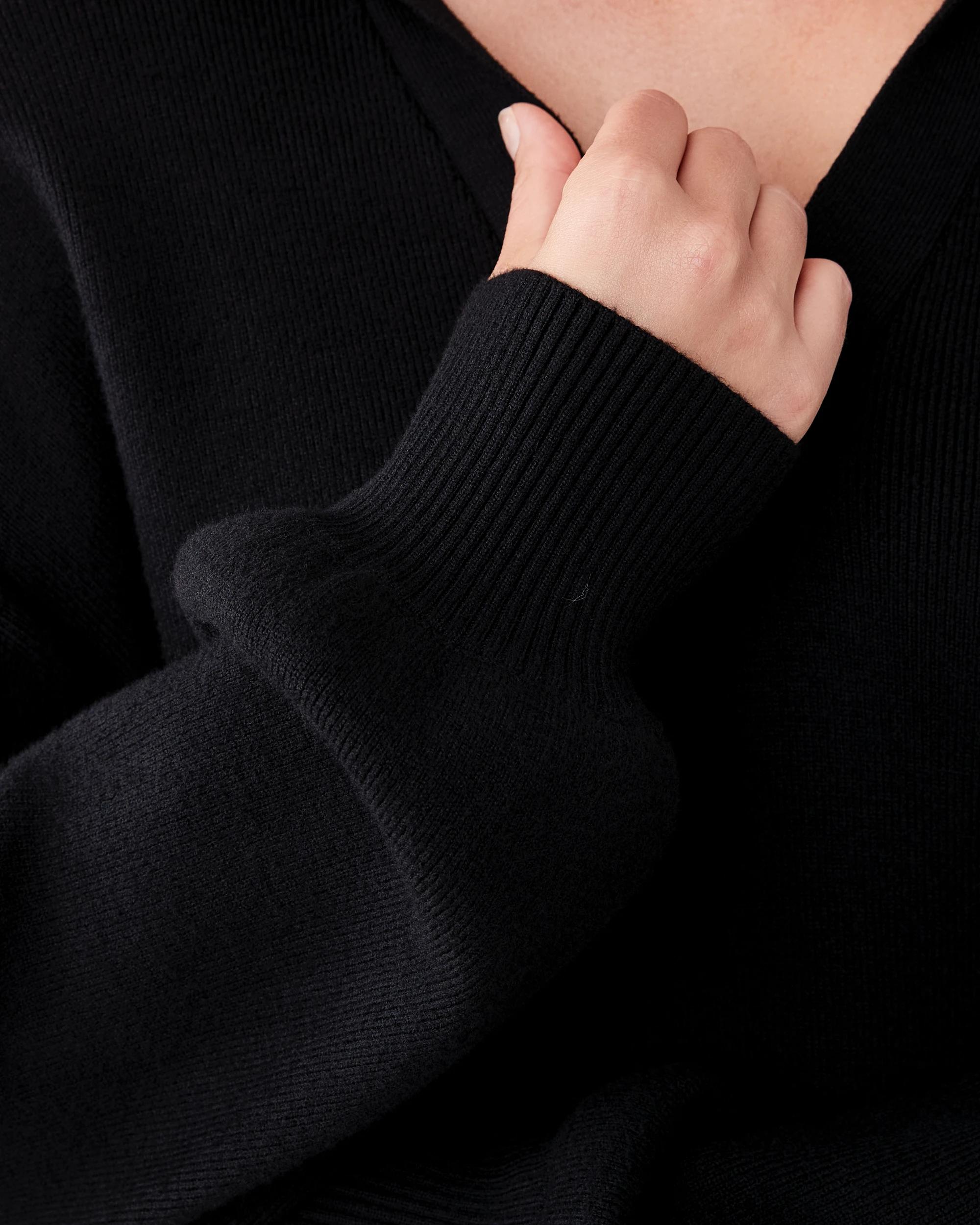 7 Compact Polo Jumper Black, 7 of 8