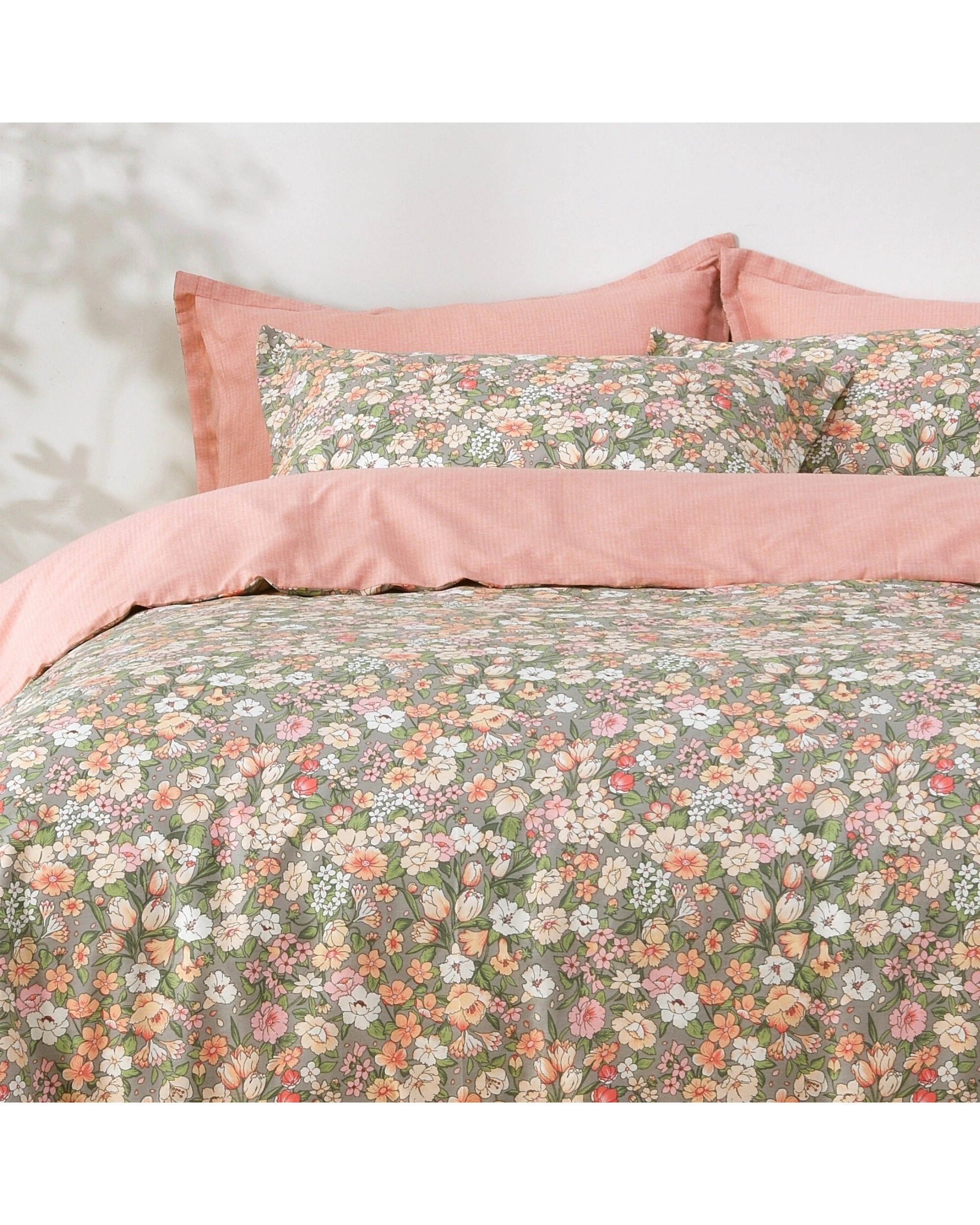 3 Dreamaker Mayfield 100% Cotton Reversible Quilt Cover Set - King Single Bed - Floral Pink, 3 of 8