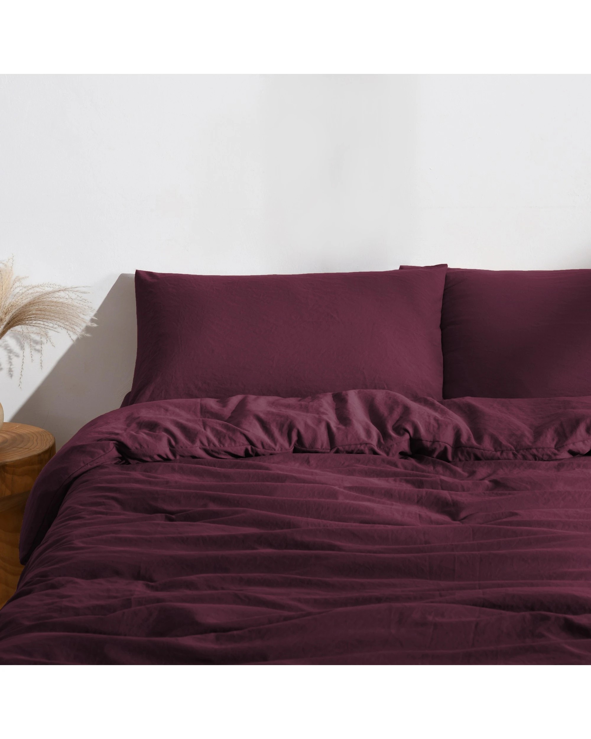 6 Dreamaker Superfine Washed Microfibre Quilt Cover Set - Queen Bed - Cherry, 6 of 9