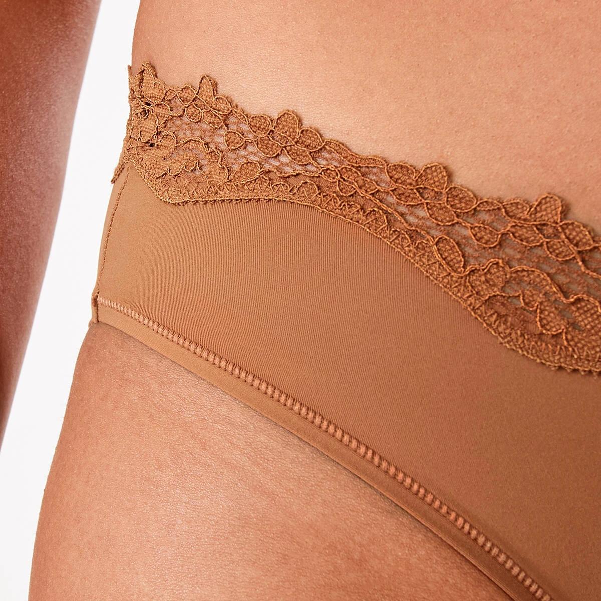 8 3 Pack Super Soft Lace Bikini Briefs Ba Tr Bb, 8 of 8