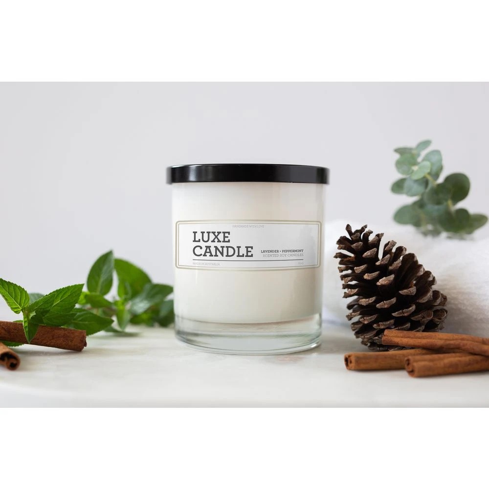 3 Avery 8UP A5 Laser Labels Gold Border 10 Pack, 3 of 4