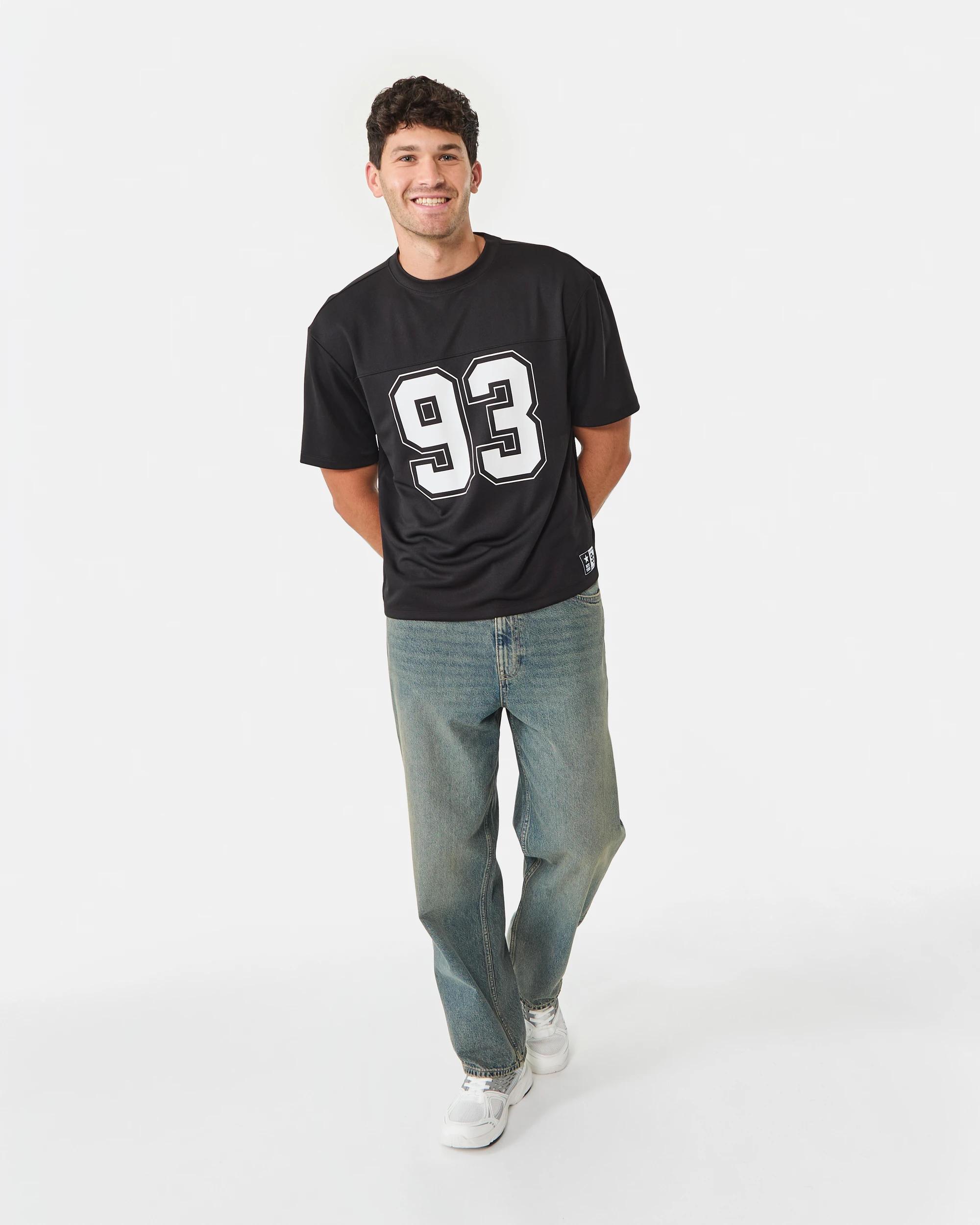 2 Mesh Boxy Print T-shirt Black, 2 of 9